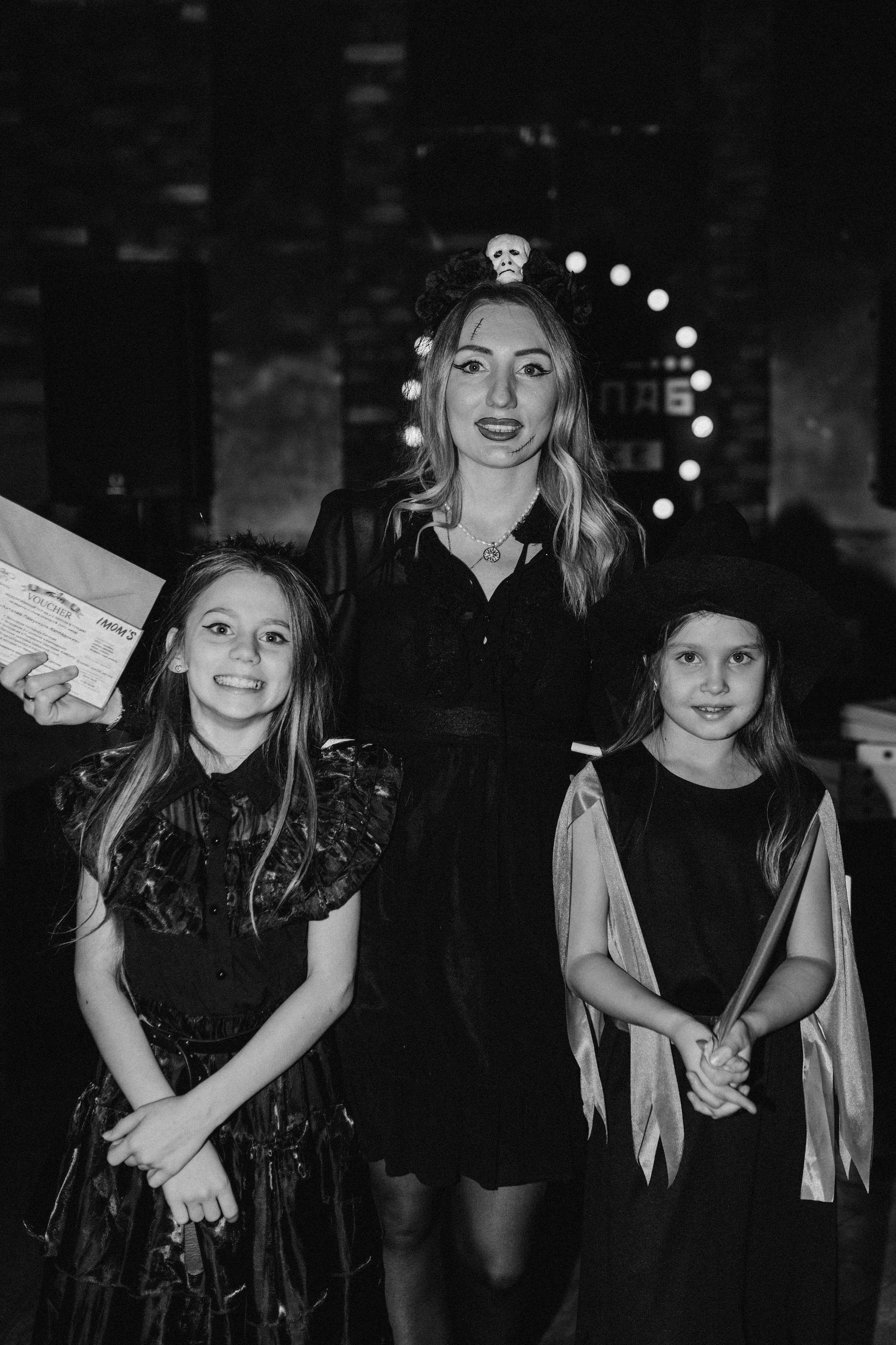 Квиз I MOM'S. Свадебный фотограф. Москва и Московская Область