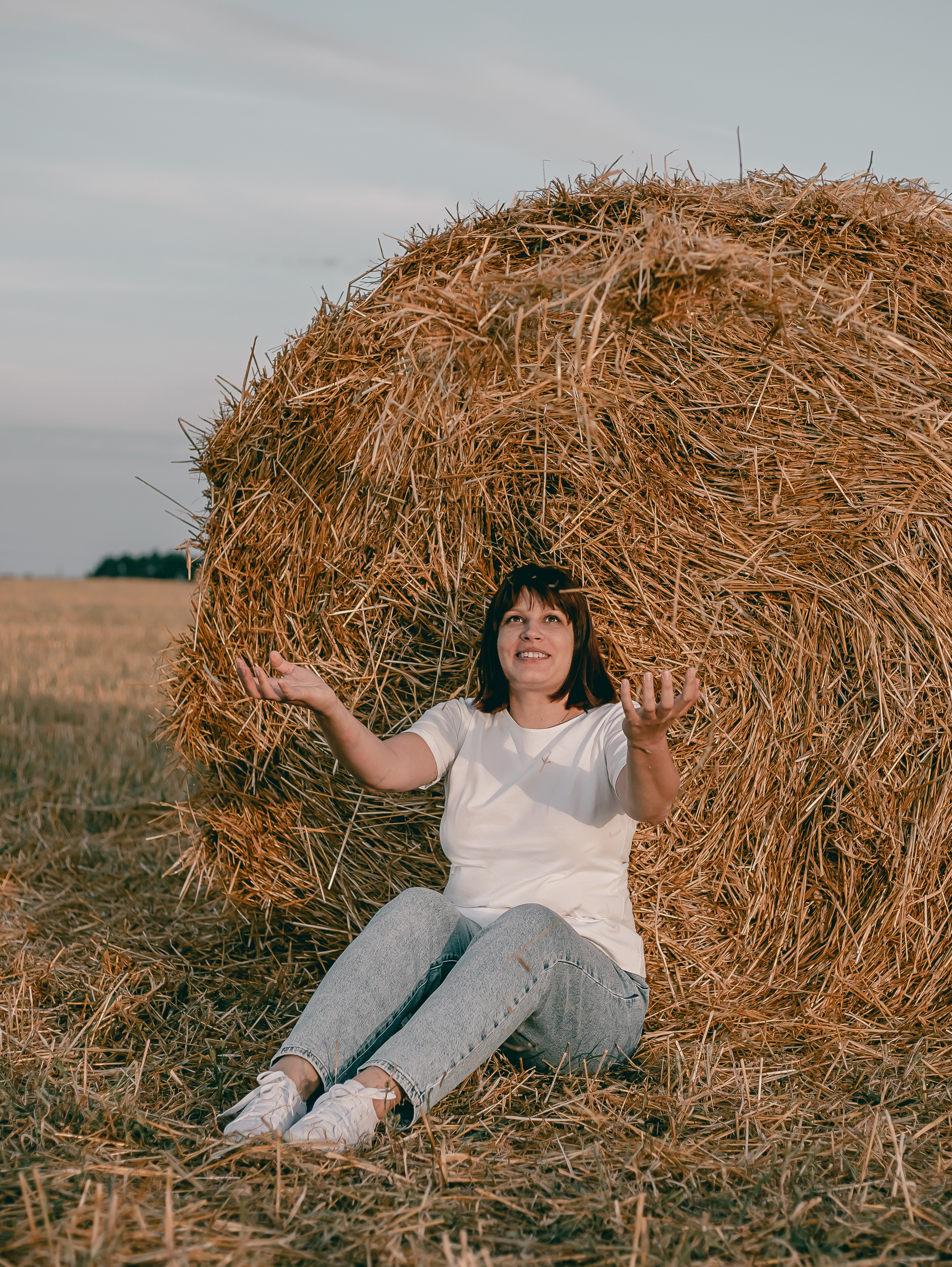 Марина_поле, стога. Фотограф Воронеж, Новая Усмань Мария Бублик