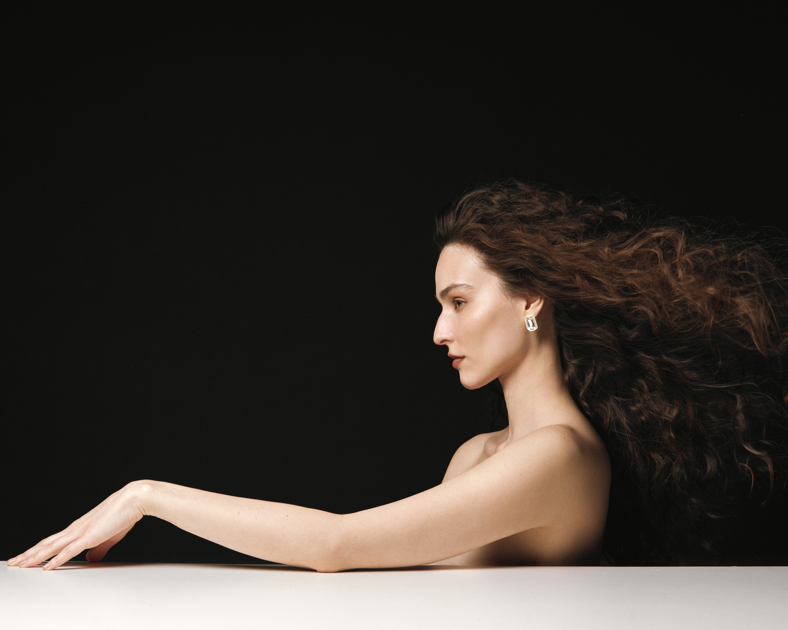 VICTORIA (editorial). Anastasia Patshina