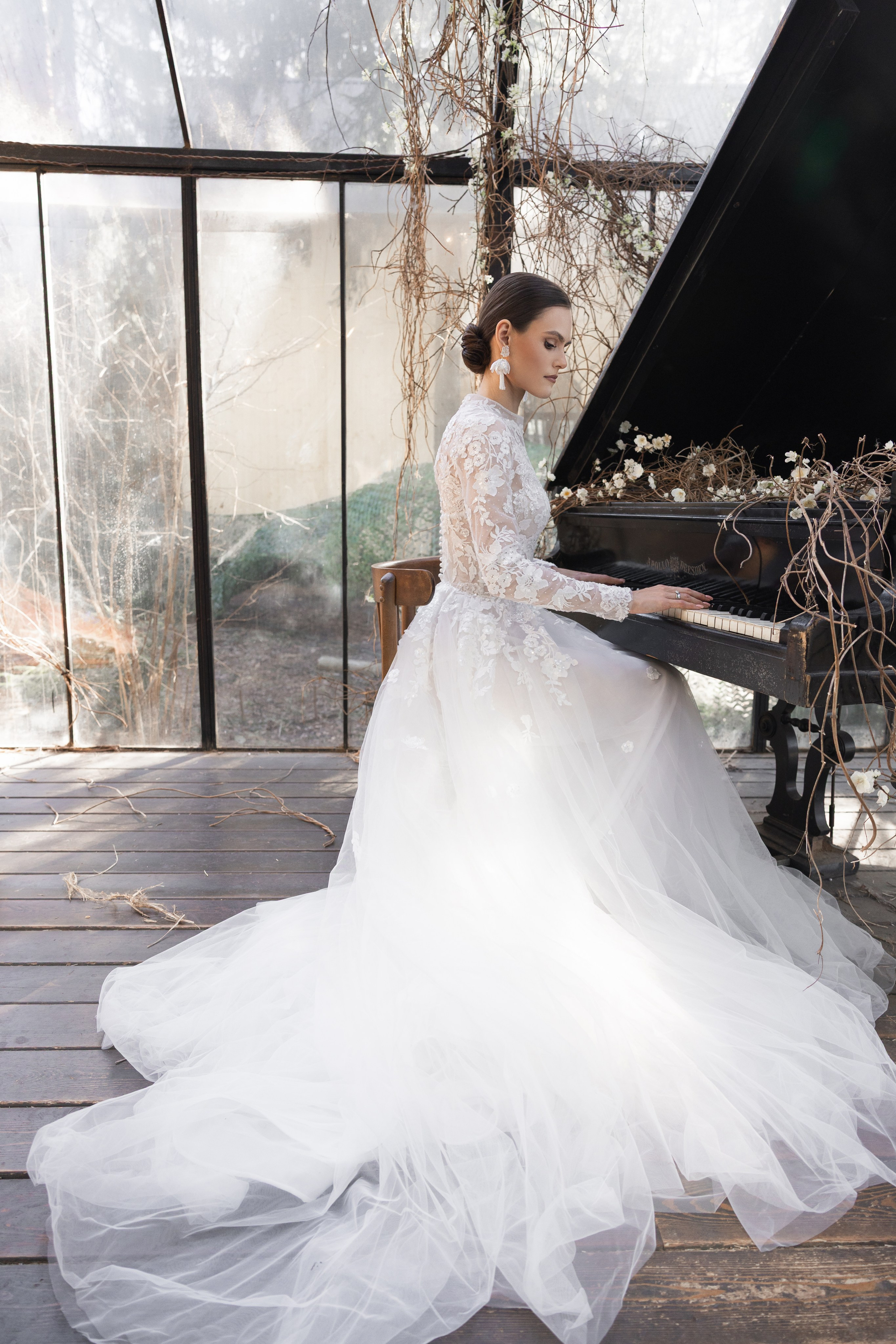 Серафима и Алексей в оранжерее. Свадебный и портретный фотограф в Москве Мария Кравченко