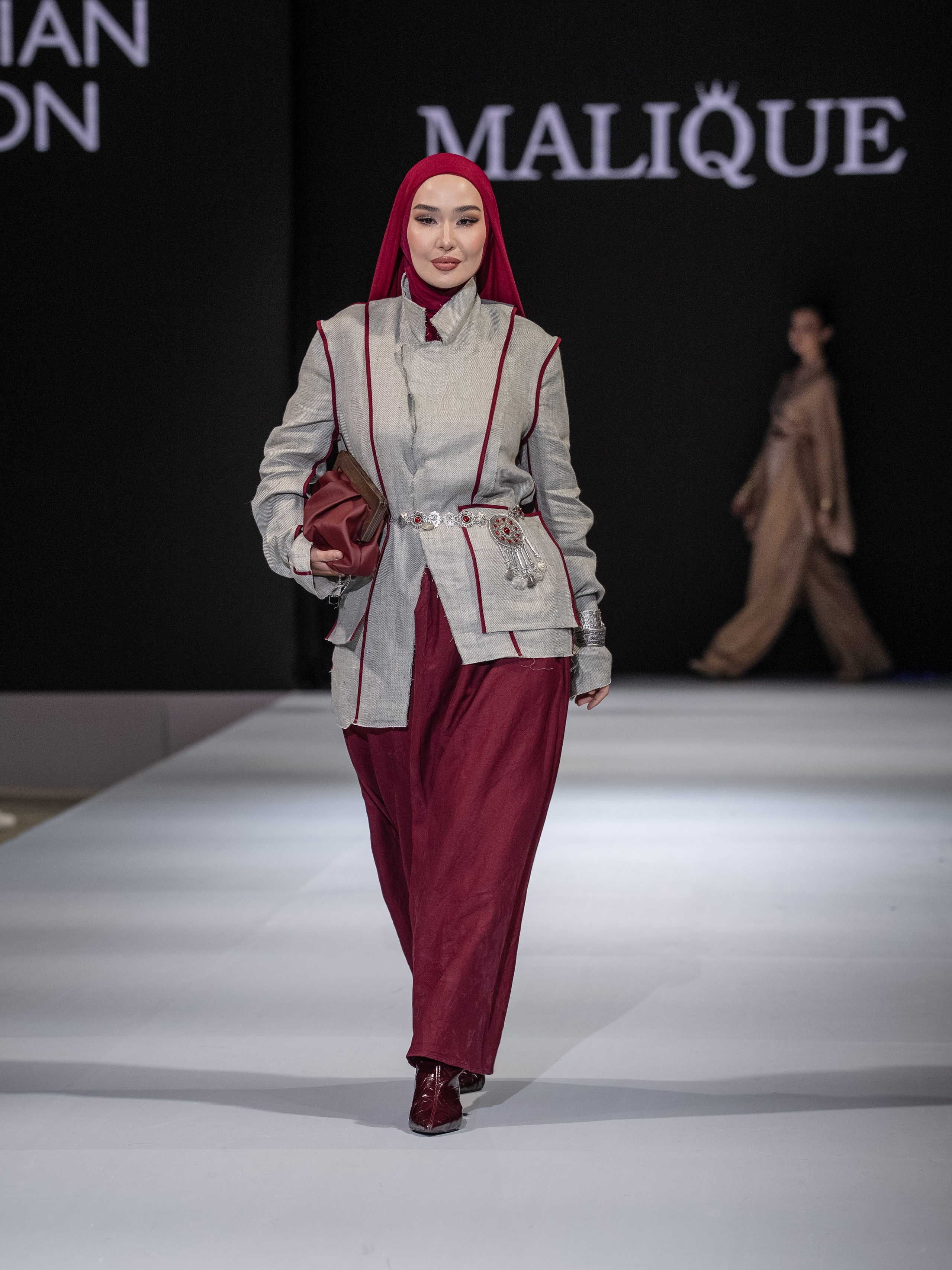 EURASIAN FASHION WEEK Malique. Сайт Алматинского НЮ АРТ, будуар и фэшн фотографа Дениса Карпенко