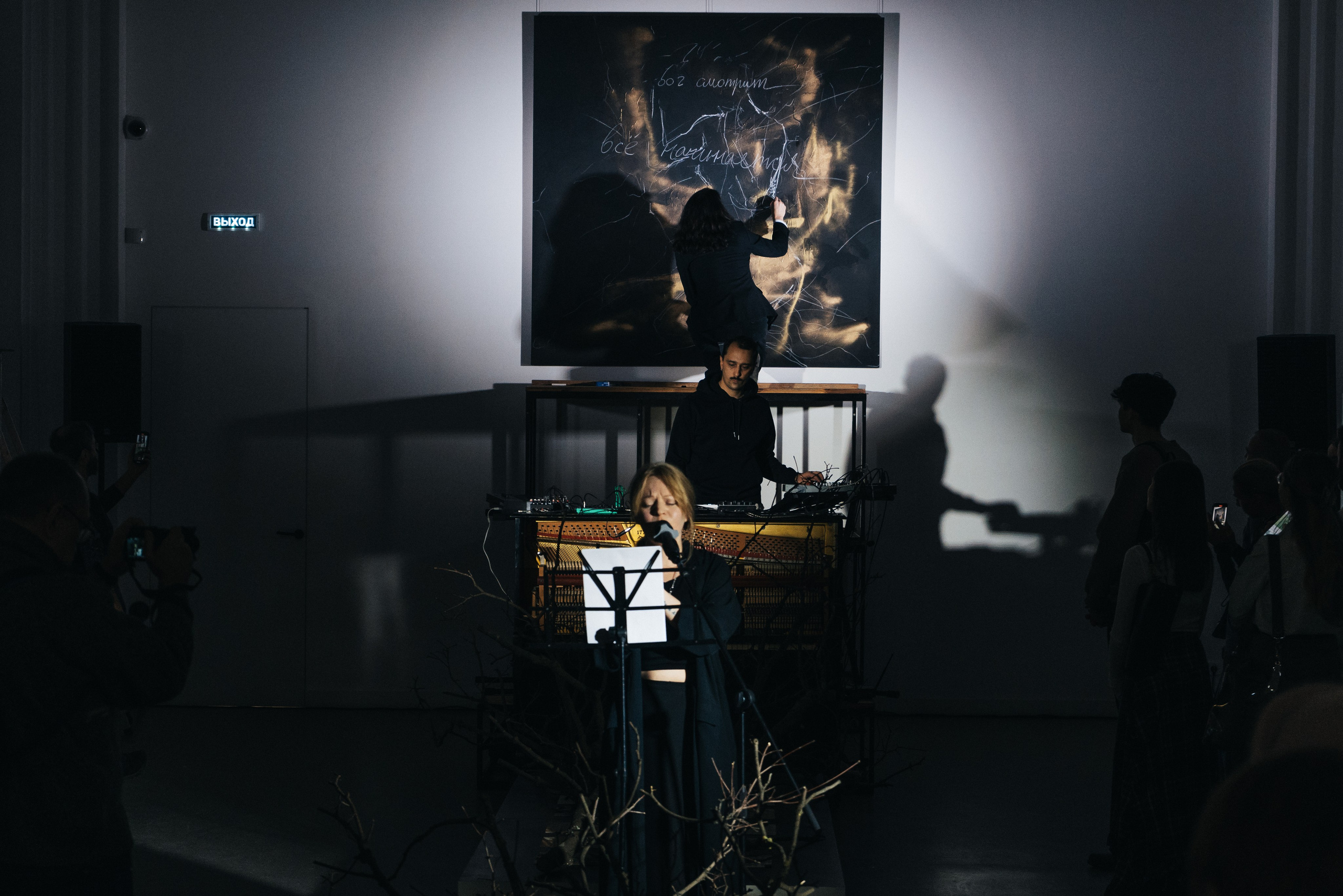 Выставка Юрия Литарова. Всё рождается. Всё продолжается. Портретный фотограф Нижний Новгород