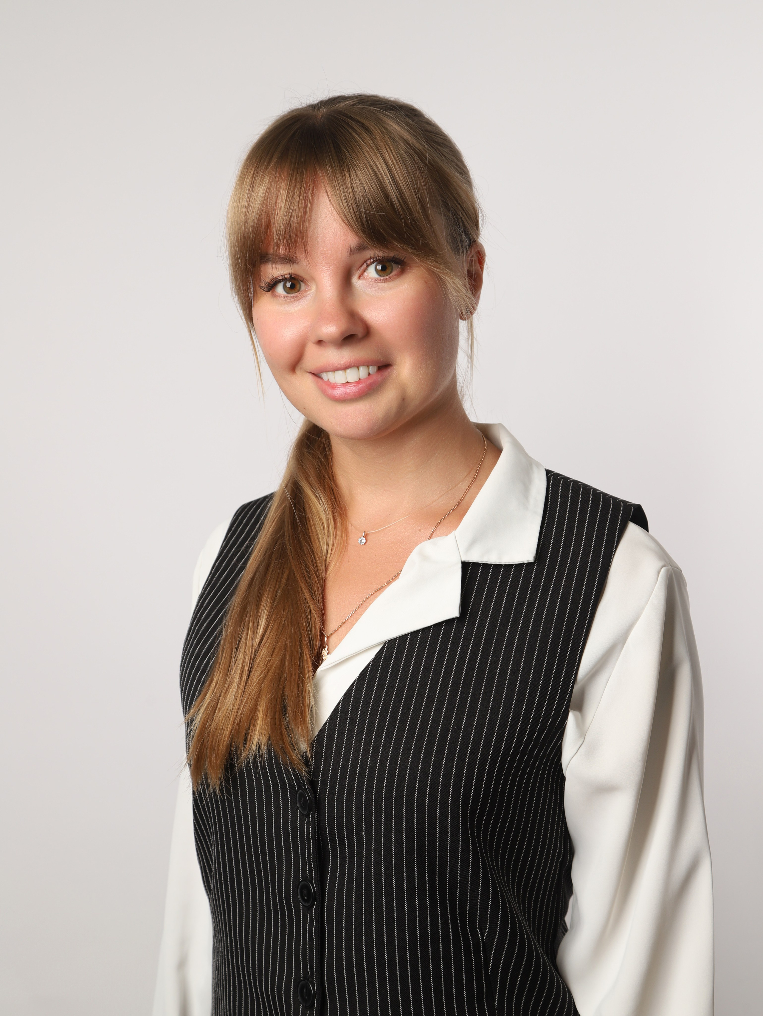 Корпоративный портрет. Обучение фотографии. Фото и видеосъемка в Москве