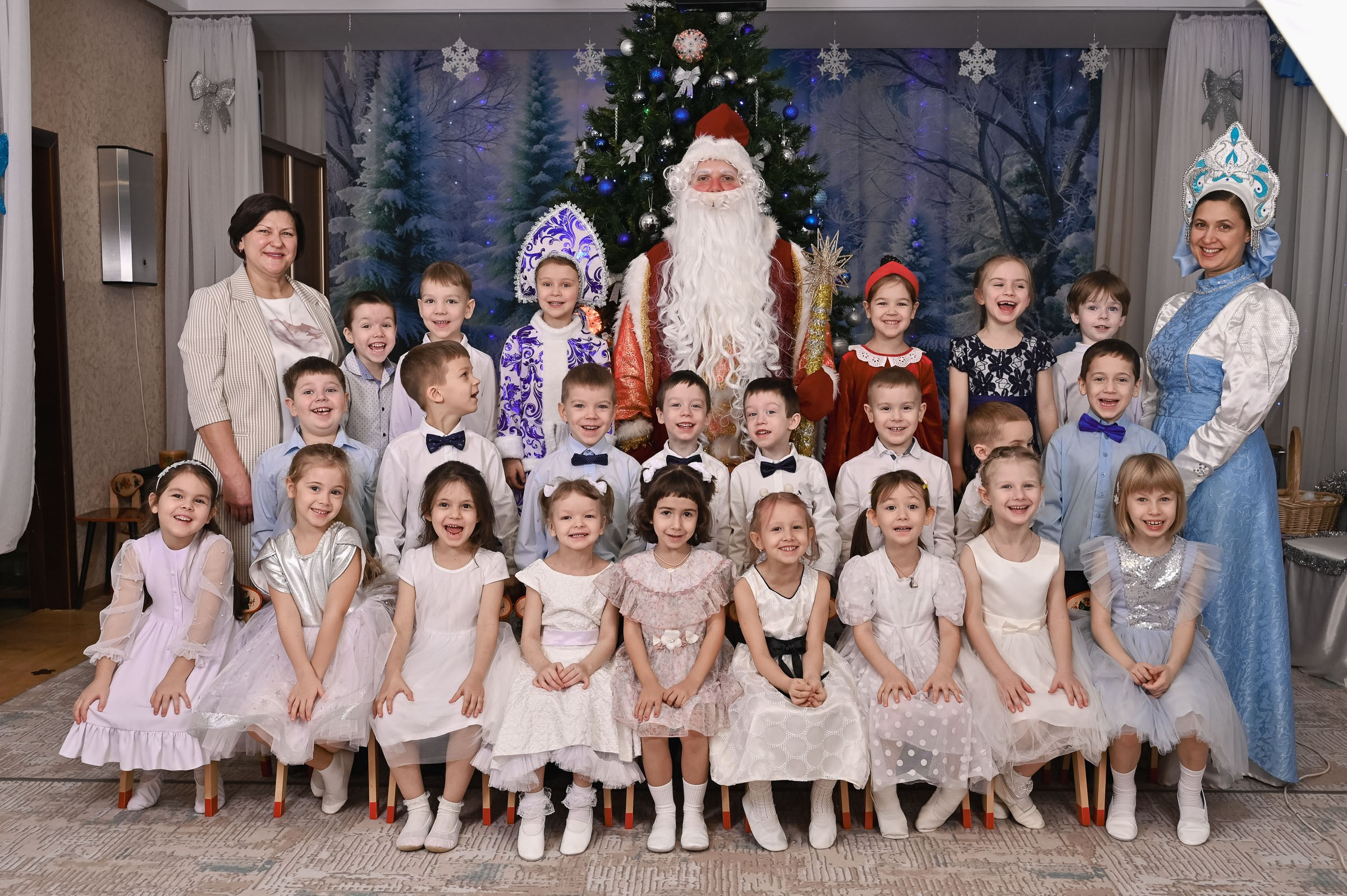 Новогодние утренники ДС 463. Семейный и детский фотограф в Самаре Ренат Алимбиков