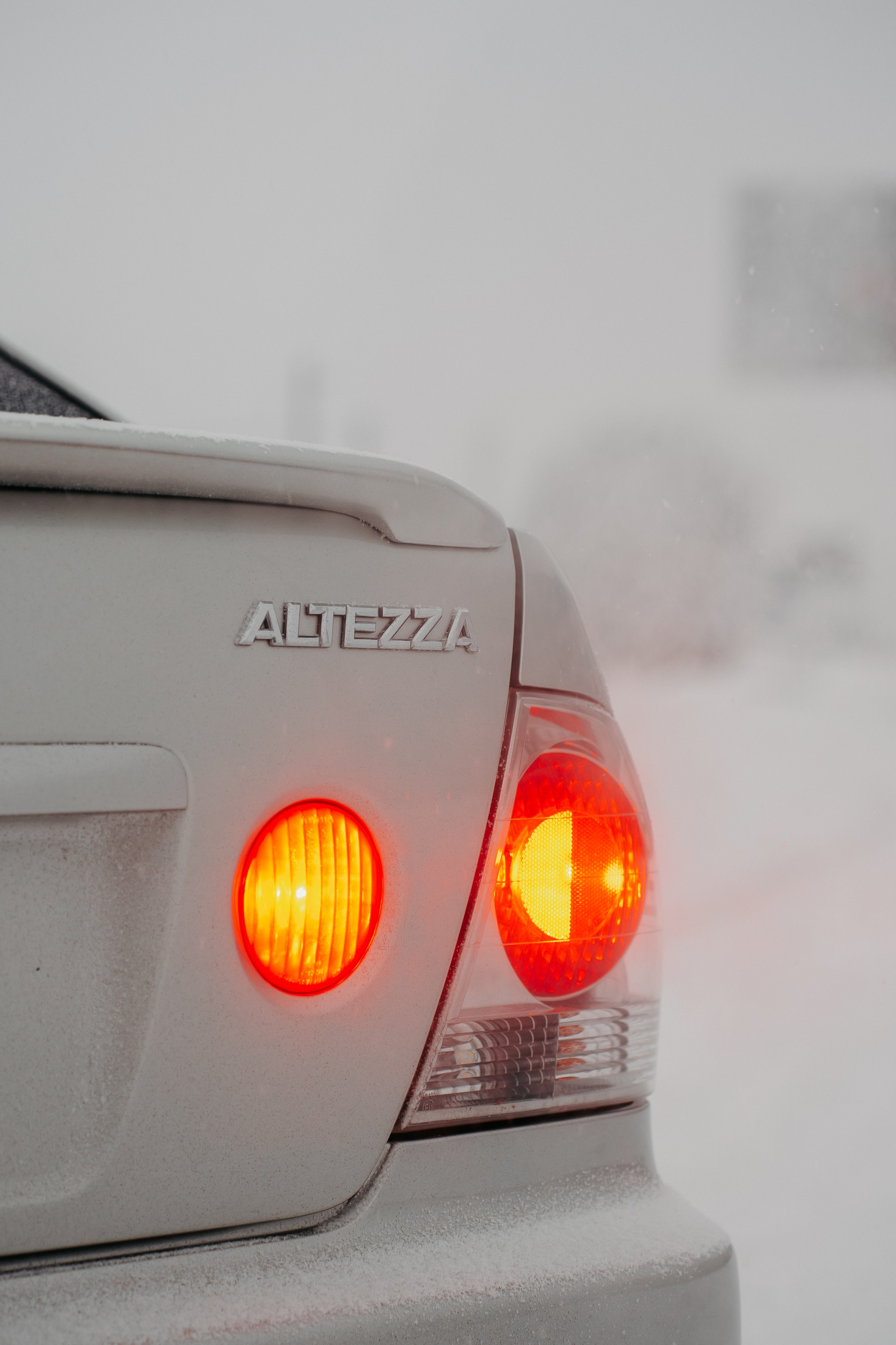 Toyota Altezza. Фотограф, видеограф и пилот дрона на Байкале