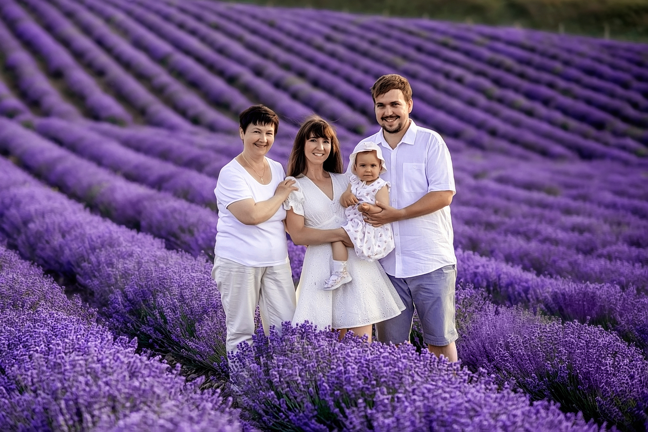 Фотосессия в лаванде. Свадебный и семейный фотограф и видеограф, Крым, Москва, Санкт -Петербург