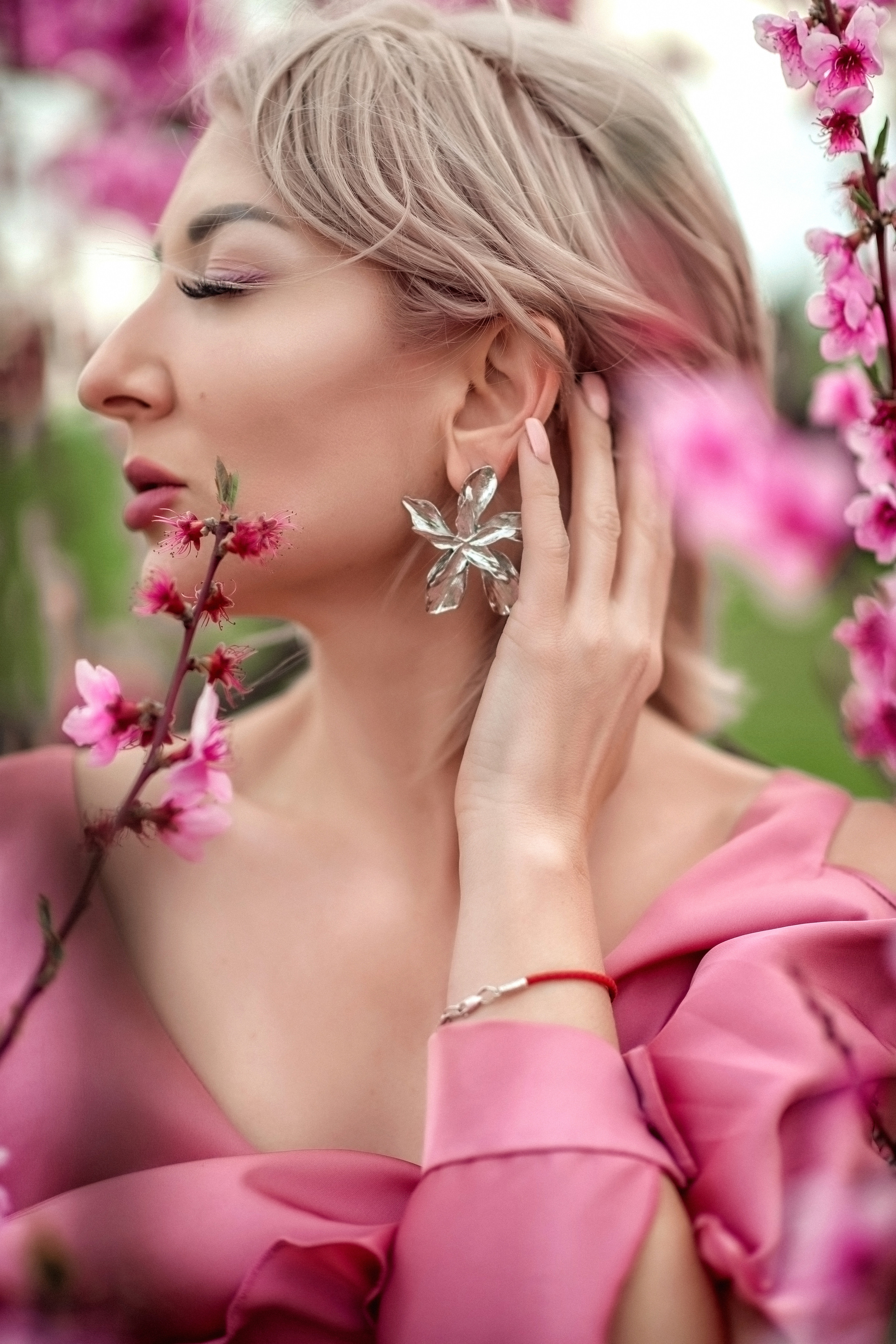 персики ,фотосессия в персиках ,фотосессия в персиквых садах ,персиковые сады крым , фотограф крым, фотограф симферополь,фотограф алена межевова ,алена межевова ,фототур по крыму ,цветущие сады ,крым ,природа крыма ,фотосессия в крыму ,свадебный фотограф крым , семейный фотограф крым 