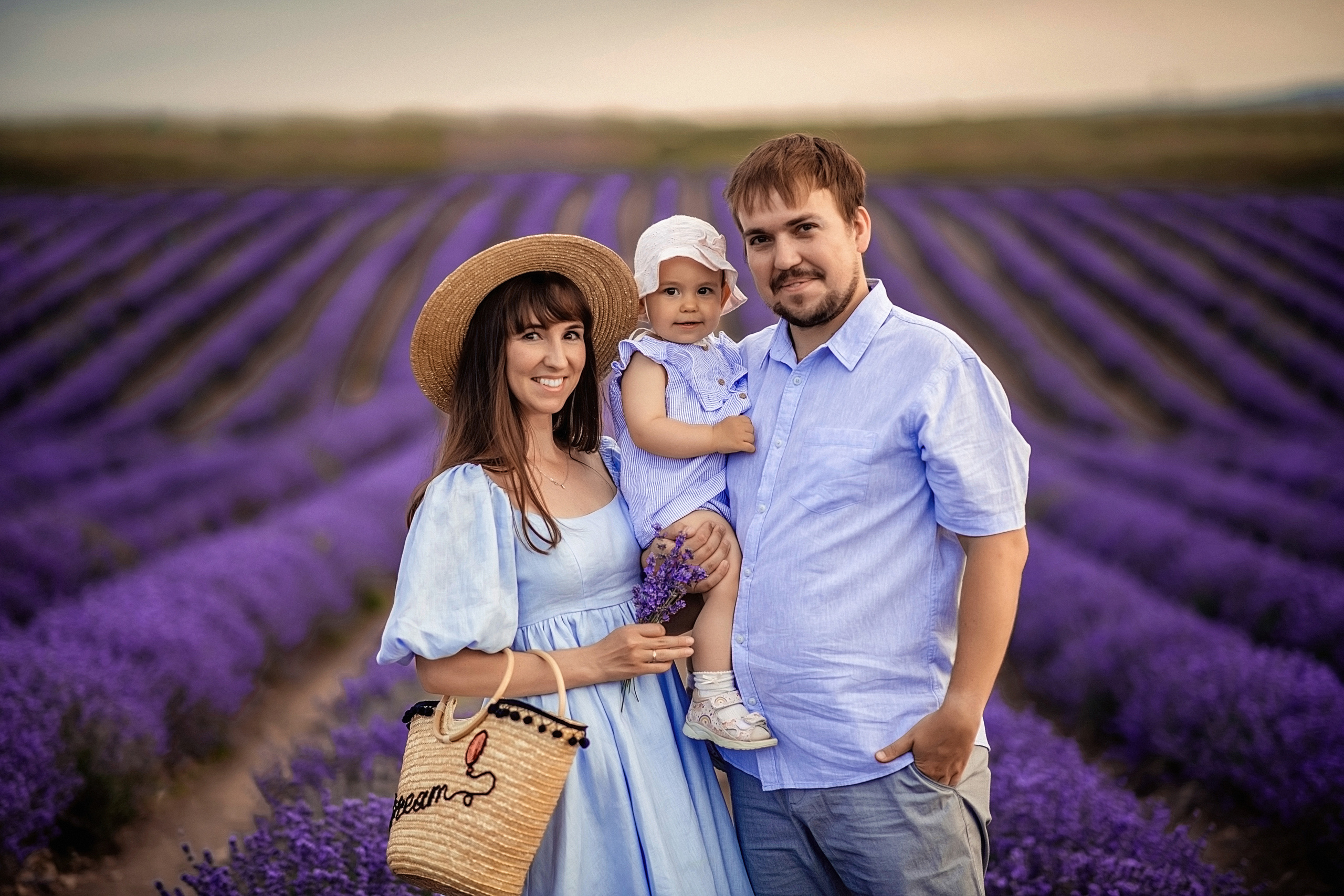 Фотосессия в лаванде. Свадебный и семейный фотограф и видеограф, Крым, Москва, Санкт -Петербург