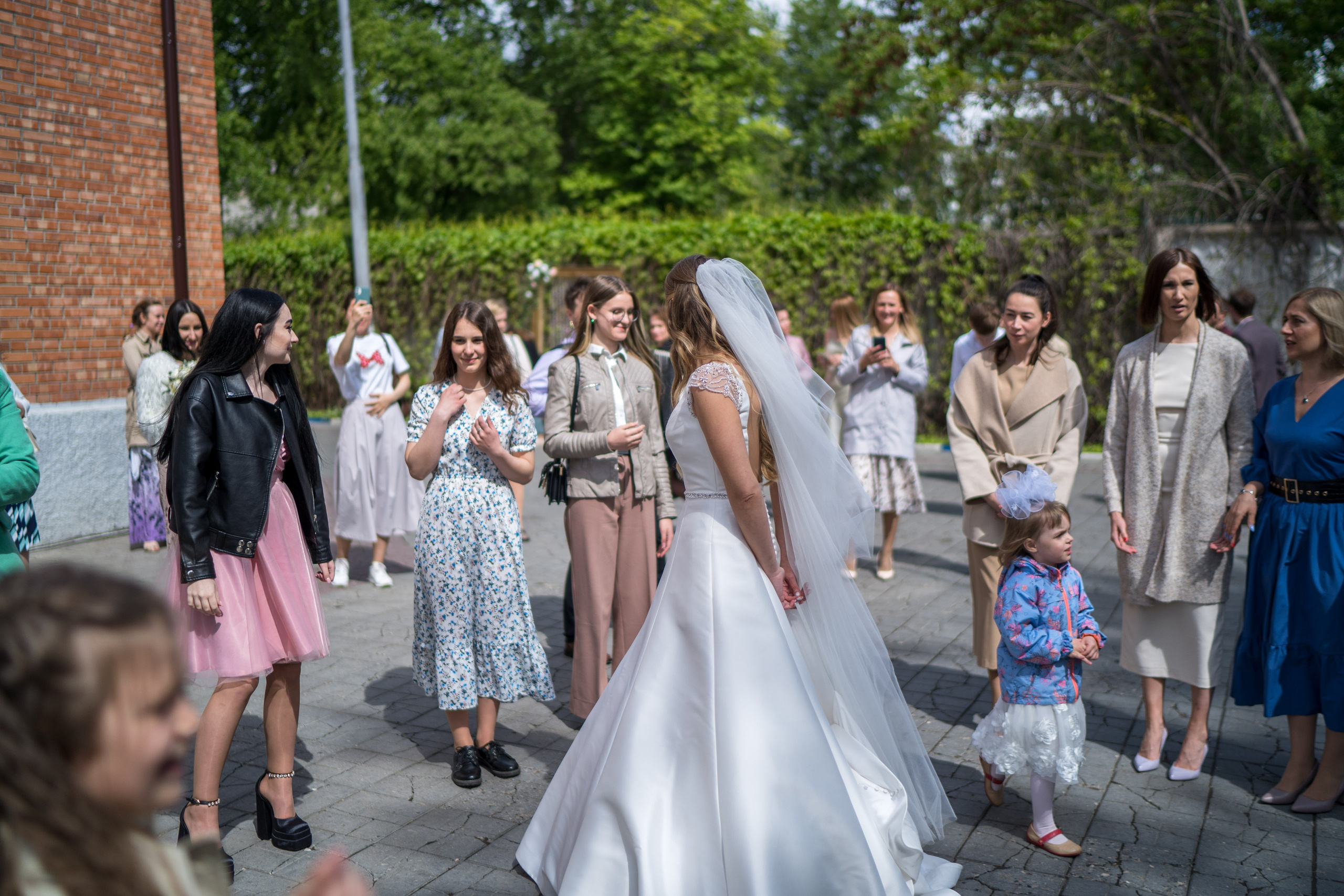 Фотосъемка венчания в Москве. Каталожная и промышленная съемка в Москве Александр Плонский