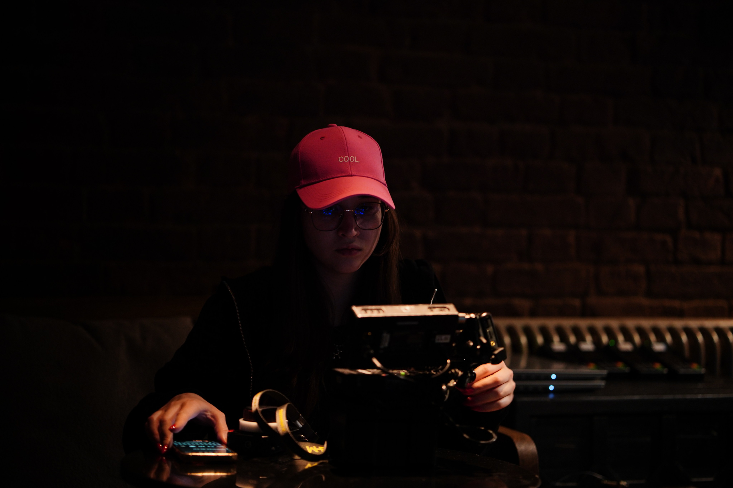 Смена к/м «Правдивые истории». Творческий и репортажный фотограф в Москве Клим Долгов