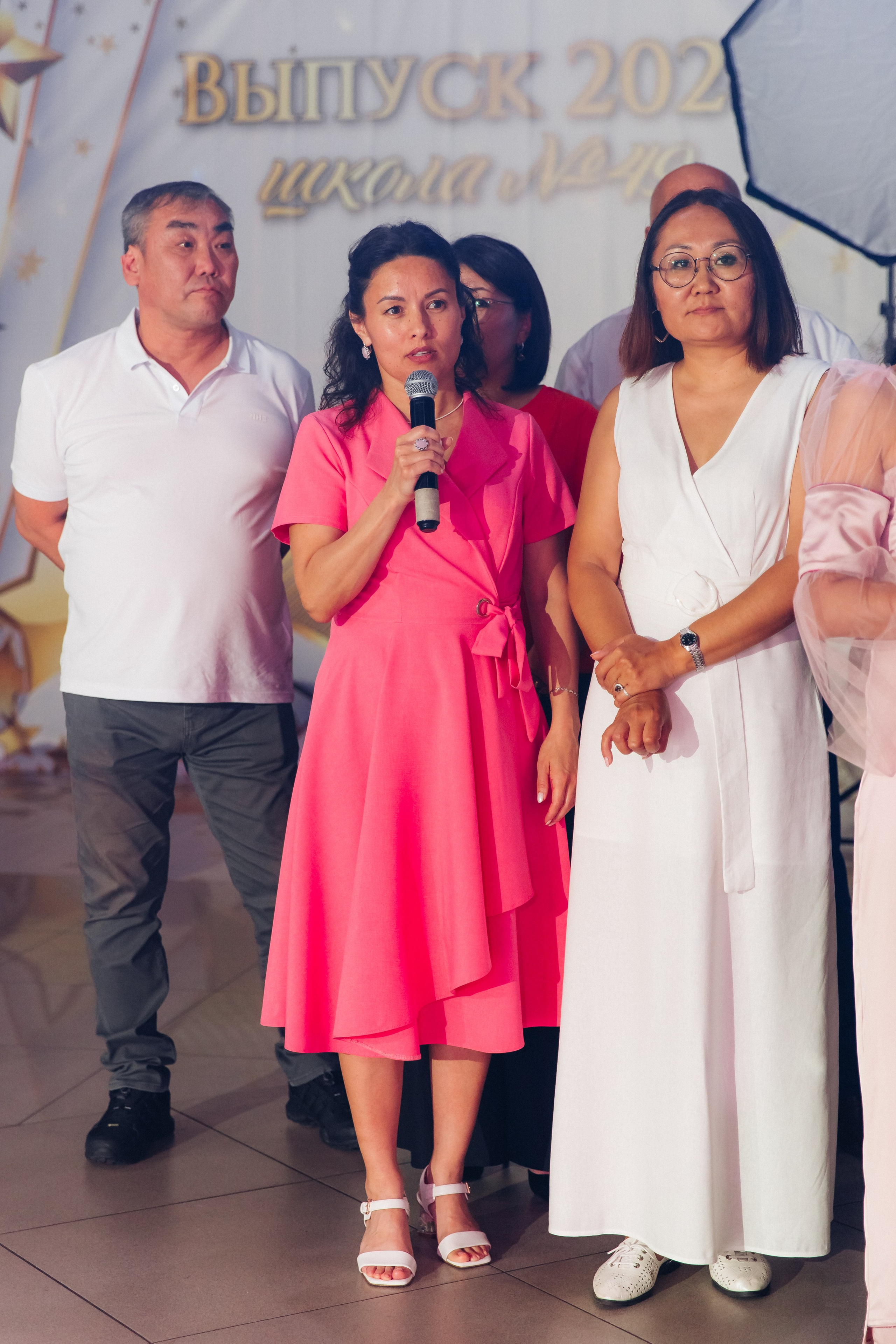 Выпускной вечер. 49 школа. Баран на корове. Свадебный и семейный фотограф в Улан-Удэ