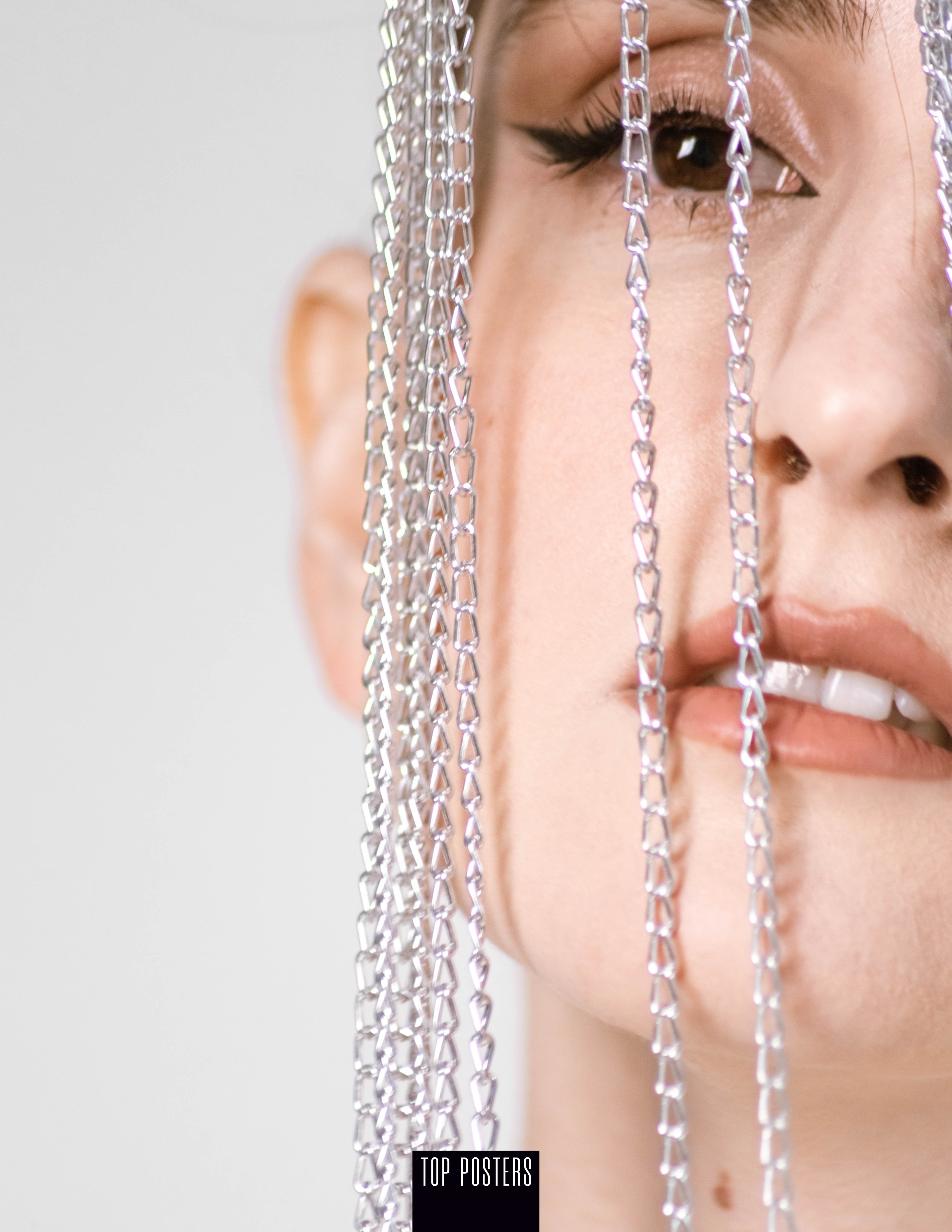 Top Posters. Фотограф СПб — Александра Венцова | портрет и контент-фото