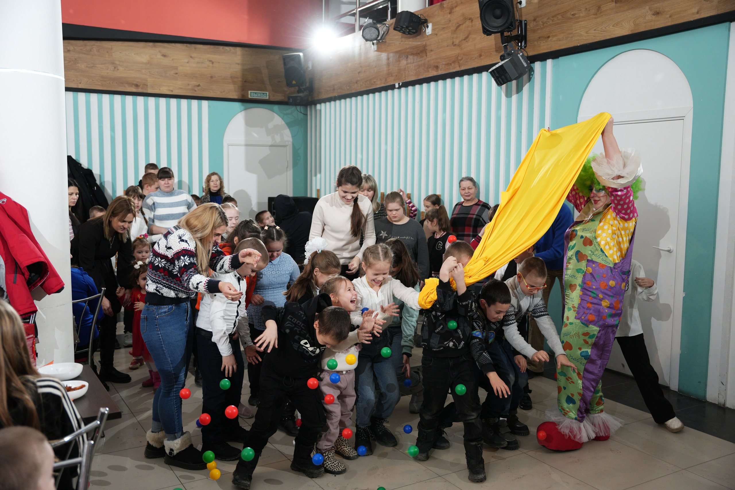 «Ты в этом мире не один " социально благотворительное мероприятие. Ольга Плаксина фотограф в Саратове