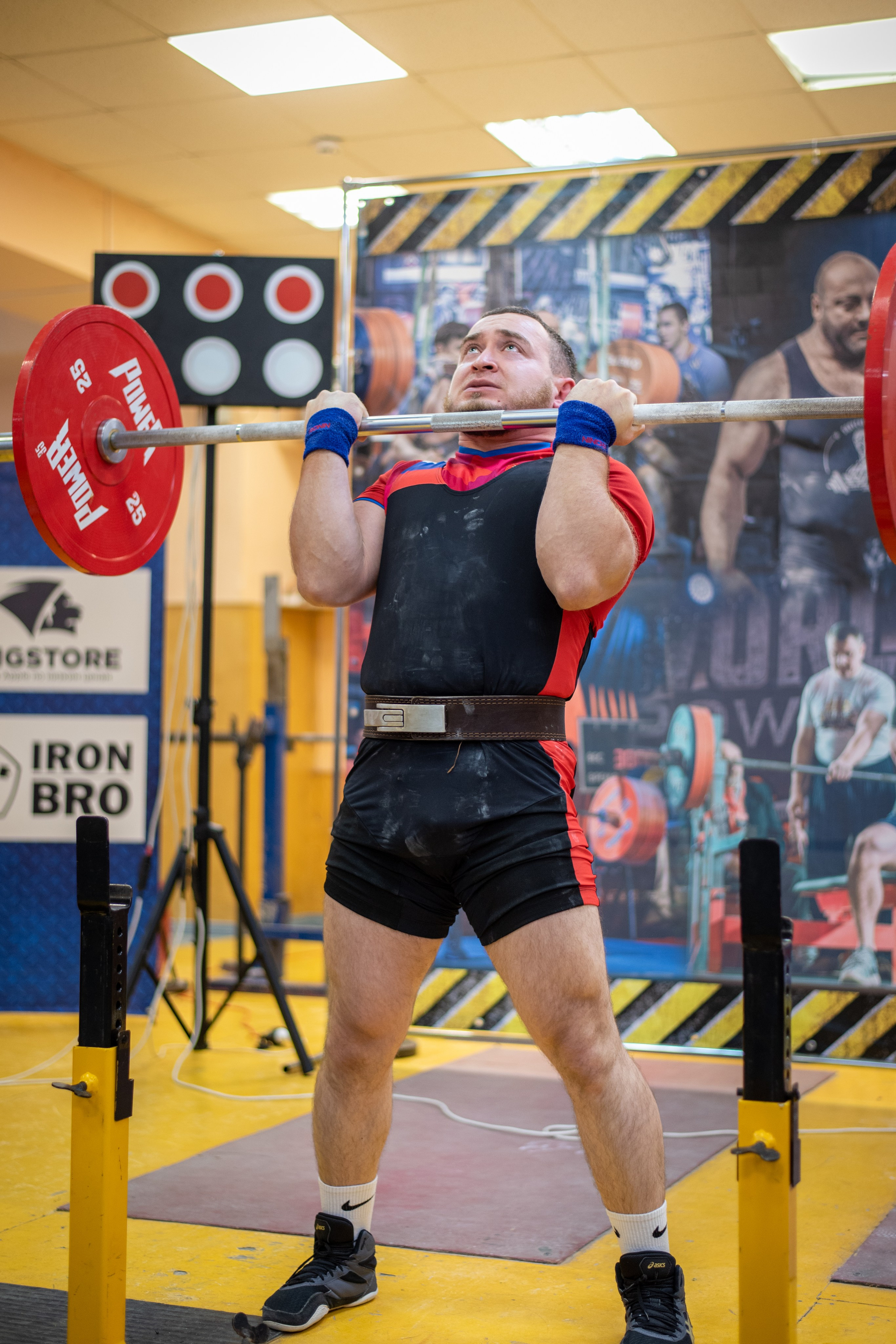 Фоторепортаж с турнира по пауэрлифтингу