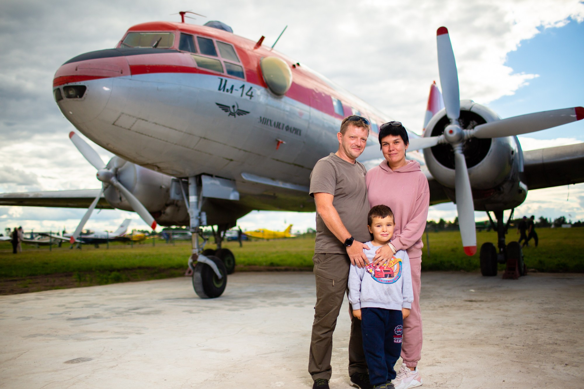 Фотосъёмка с самолётами. Авиационная техника для кино, рекламы и фотосессий