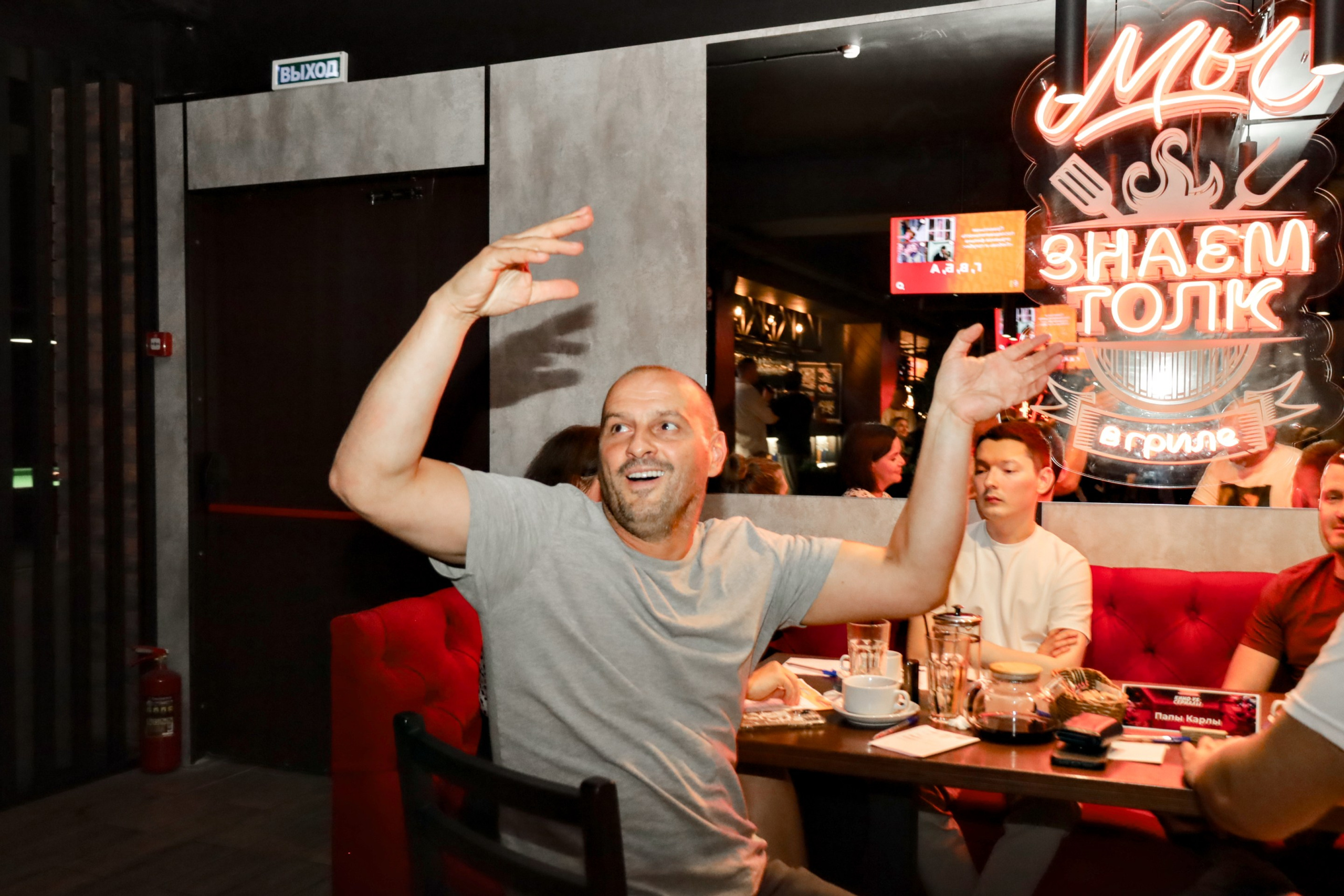 11 сентября. Фотограф в Губкинском | Александра Артамонова