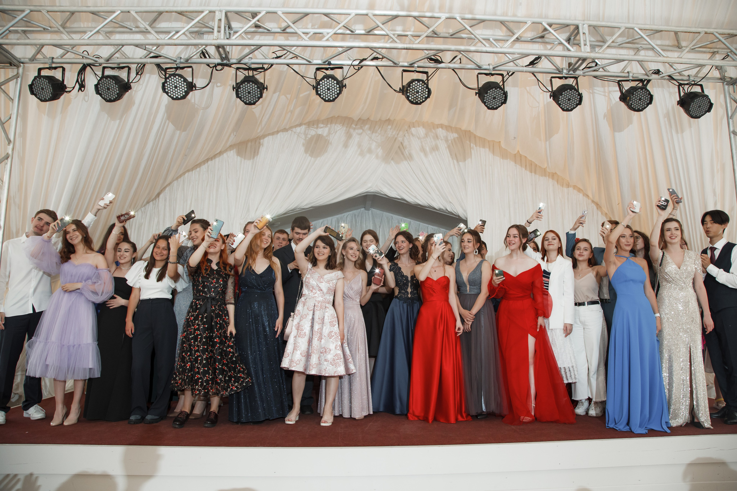 Выпускной, шатер в усадьбе «Гребнево». Свадебный и репортажный фотограф (Москва, Королев и другие)