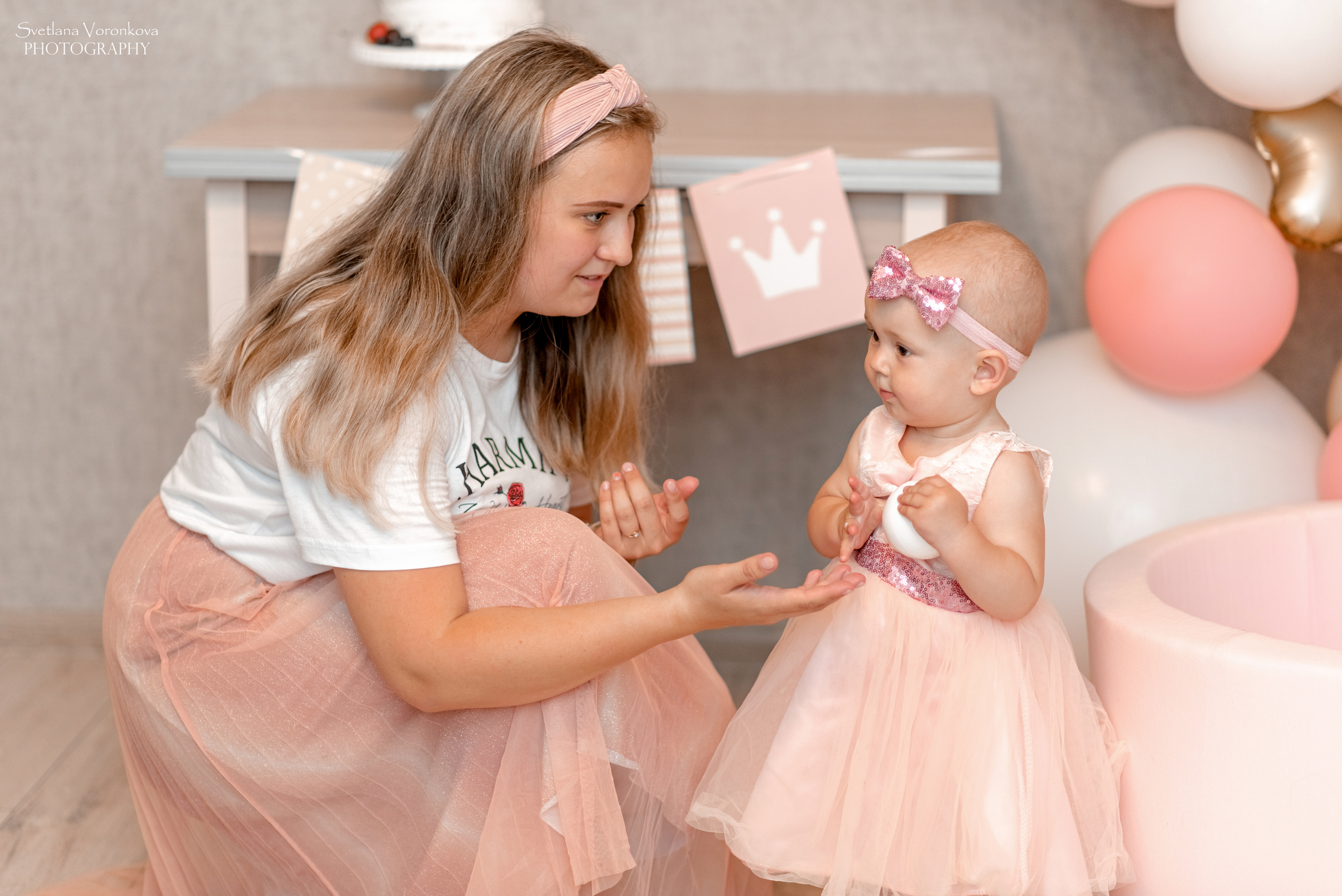 Праздничная фотосессия годовасие фотосъемка день рождения малыша. Семейный и детский фотограф в Туле Светлана Воронкова