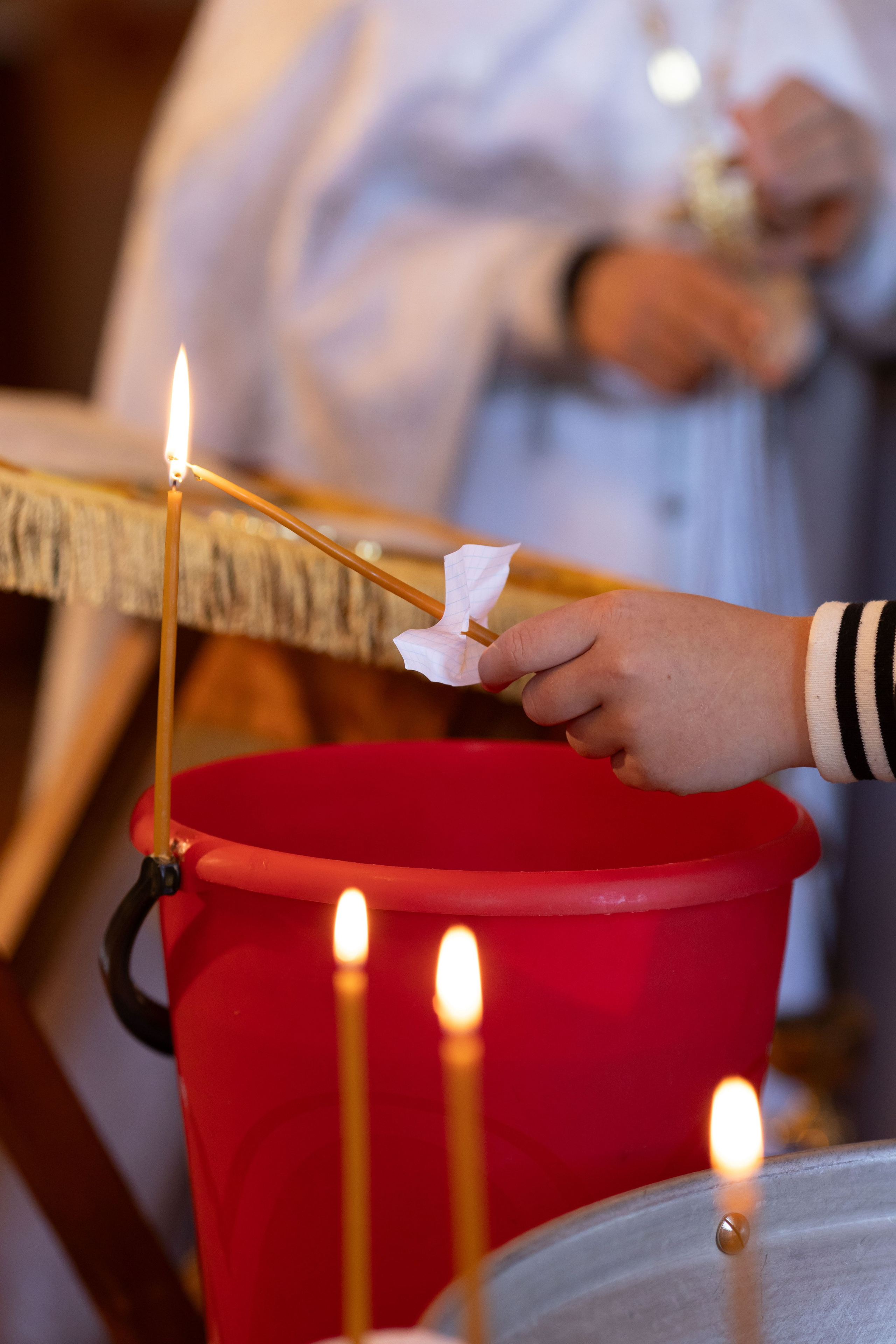 Крещение двух братьев. Храм Успения Пресвятой Богородицы. Семейный и детский фотограф Анна Петракова
