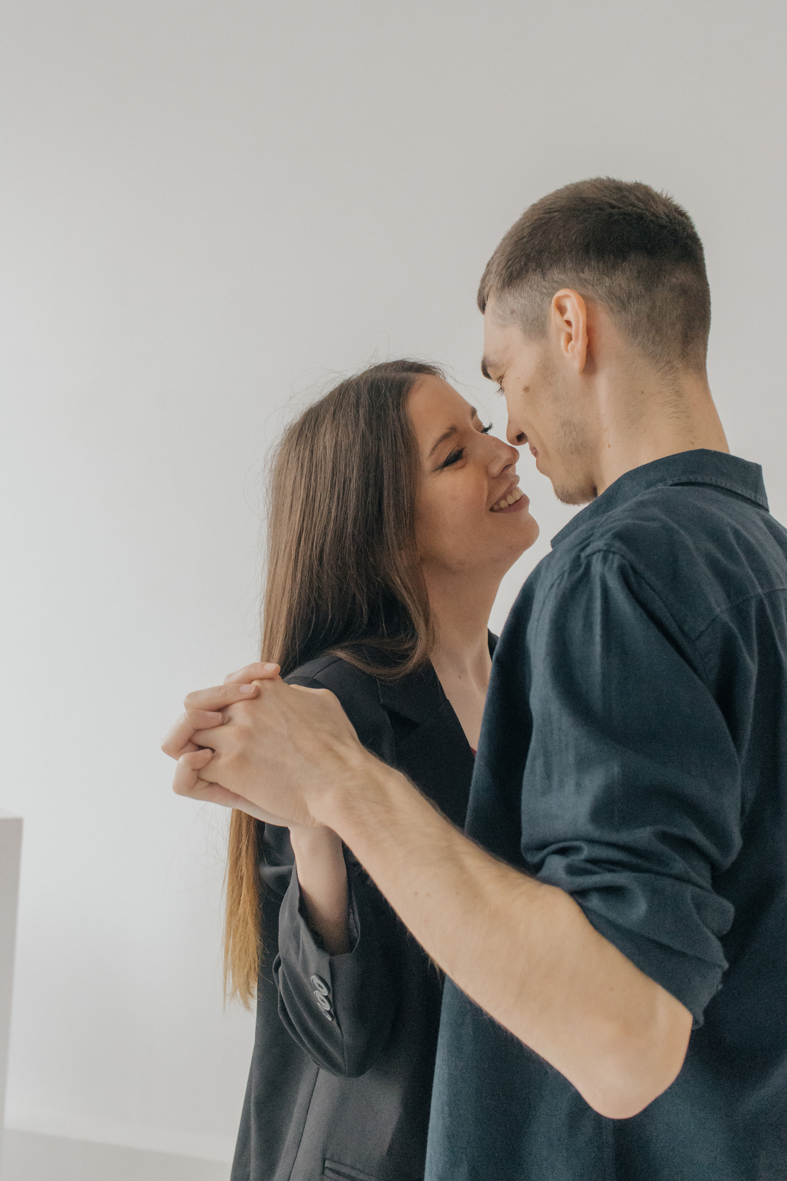 Роман и Анастасия. Главная