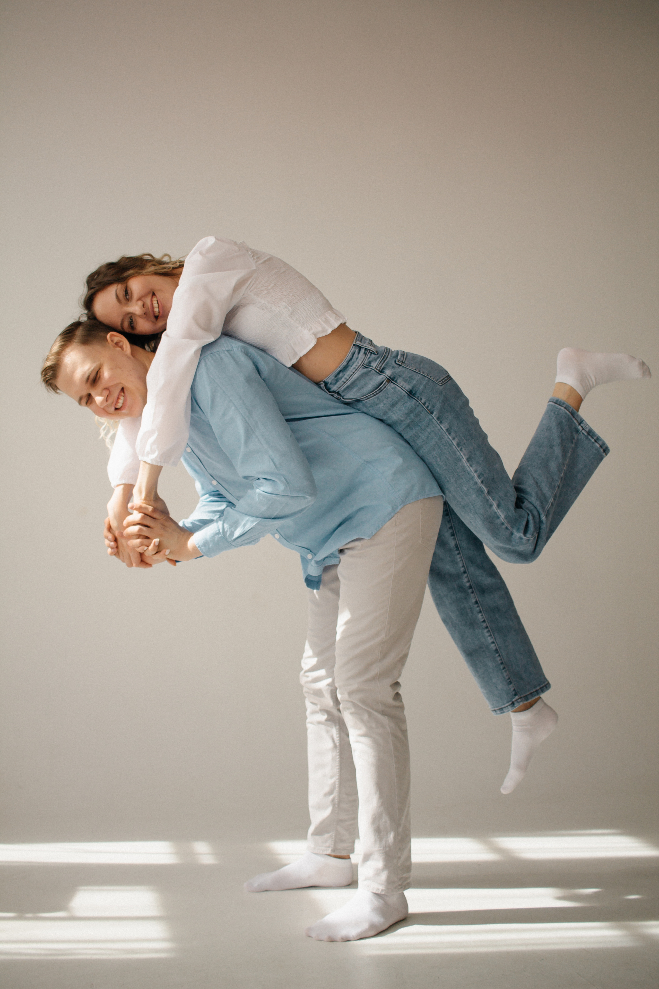 Дмитрий и Анна. Главная