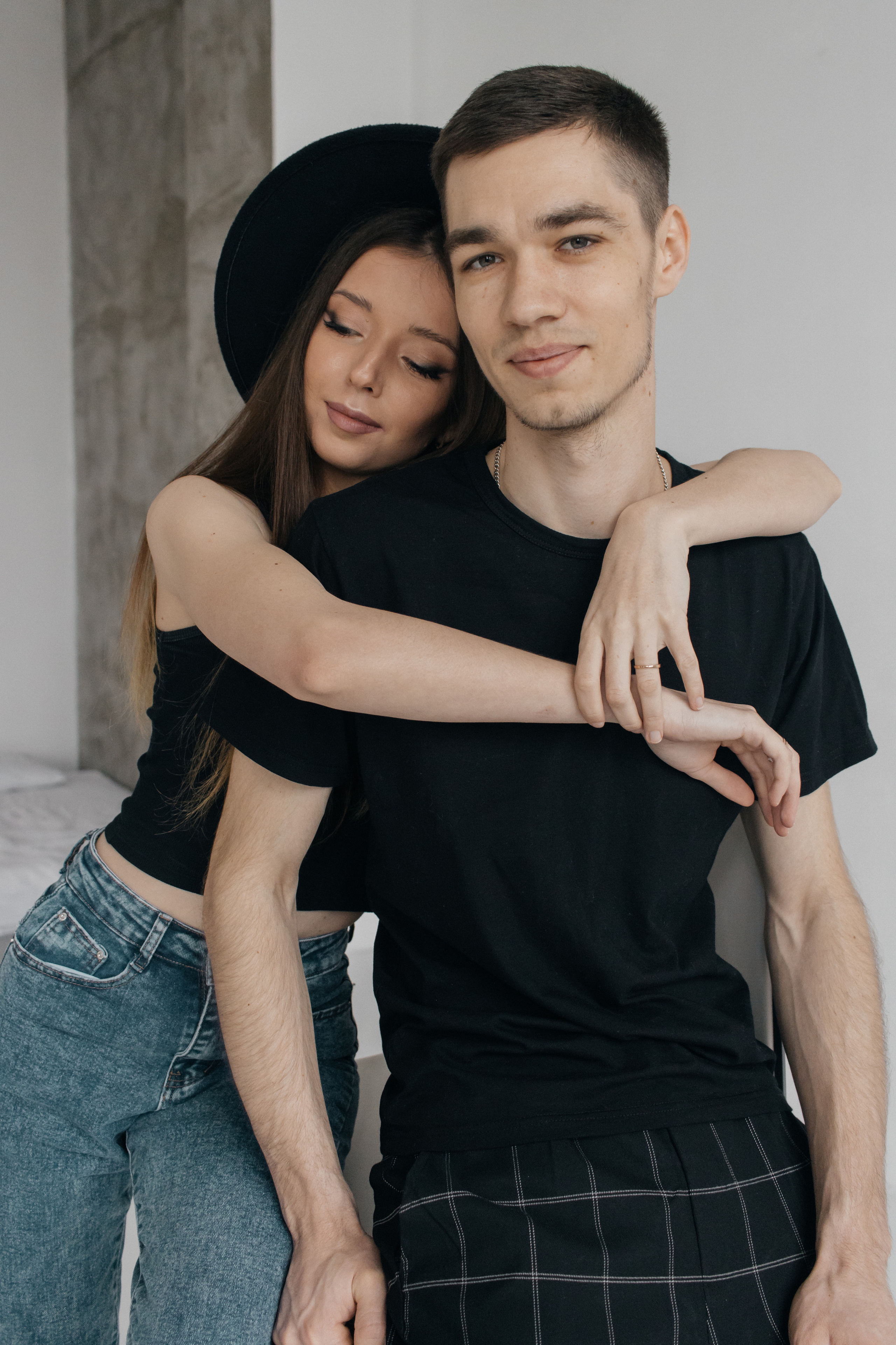 Роман и Анастасия. Главная