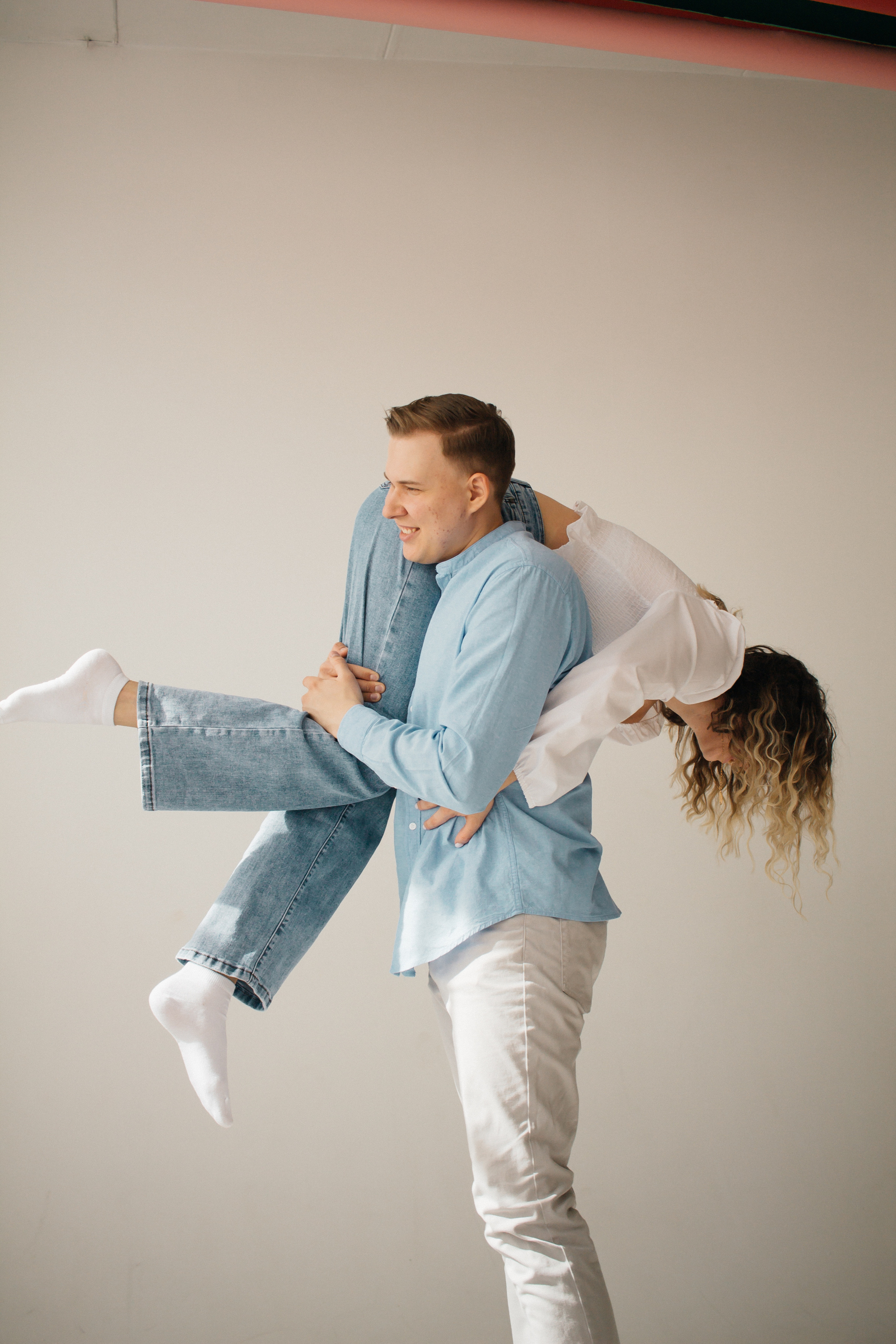 Дмитрий и Анна. Главная