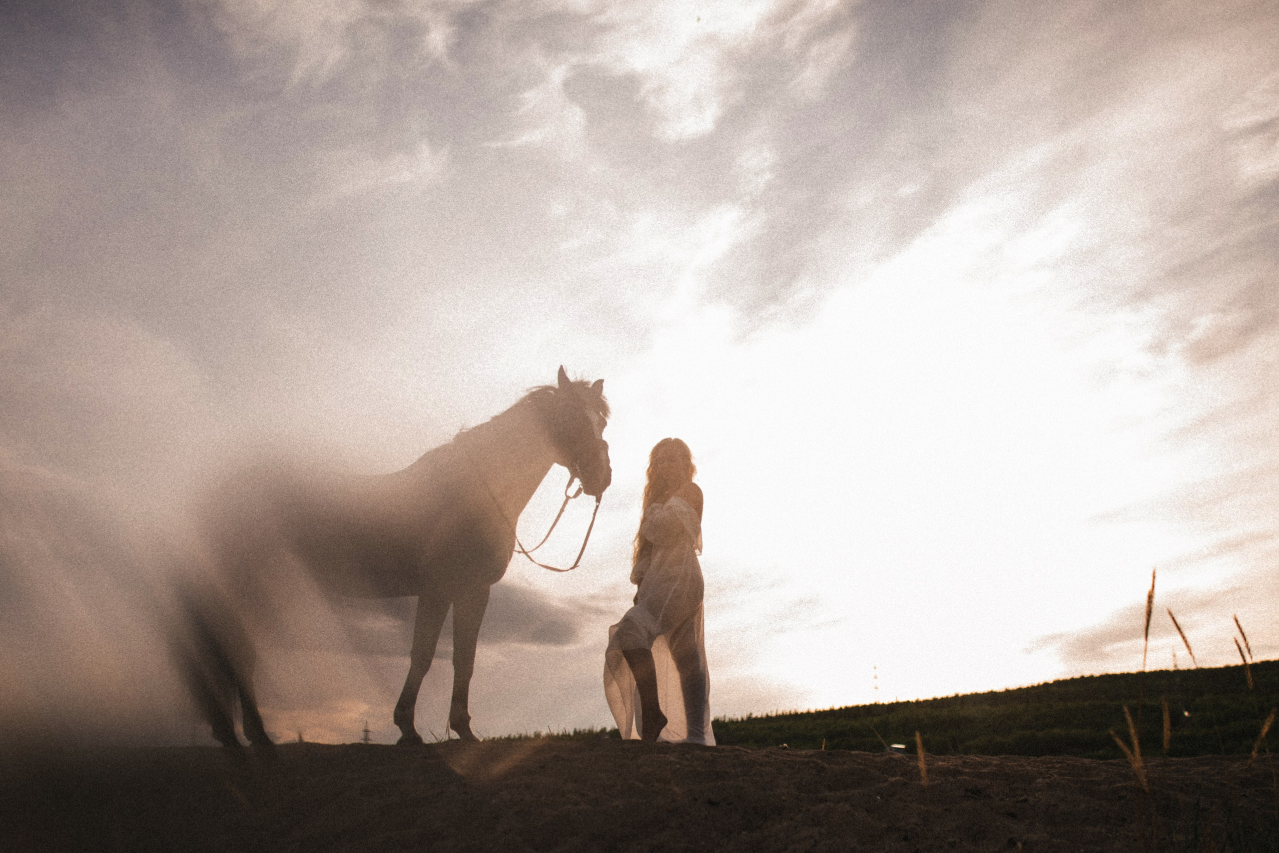 Валерия. Атмосферная фотосессия с лошадью. Фотограф в Мурманске Екатерина Рудак
