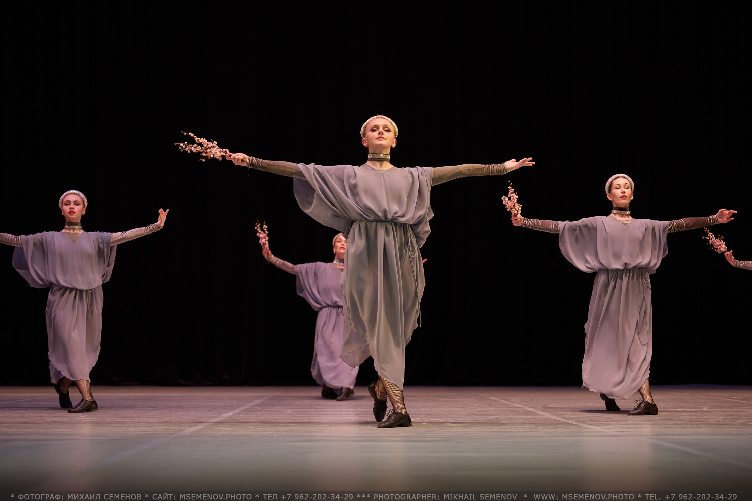 АНОНС Концерта «Хореографический дивертисмент» Театра Балета. Photographer for business Mikhail Semenov. Aqua photo studio, photo school