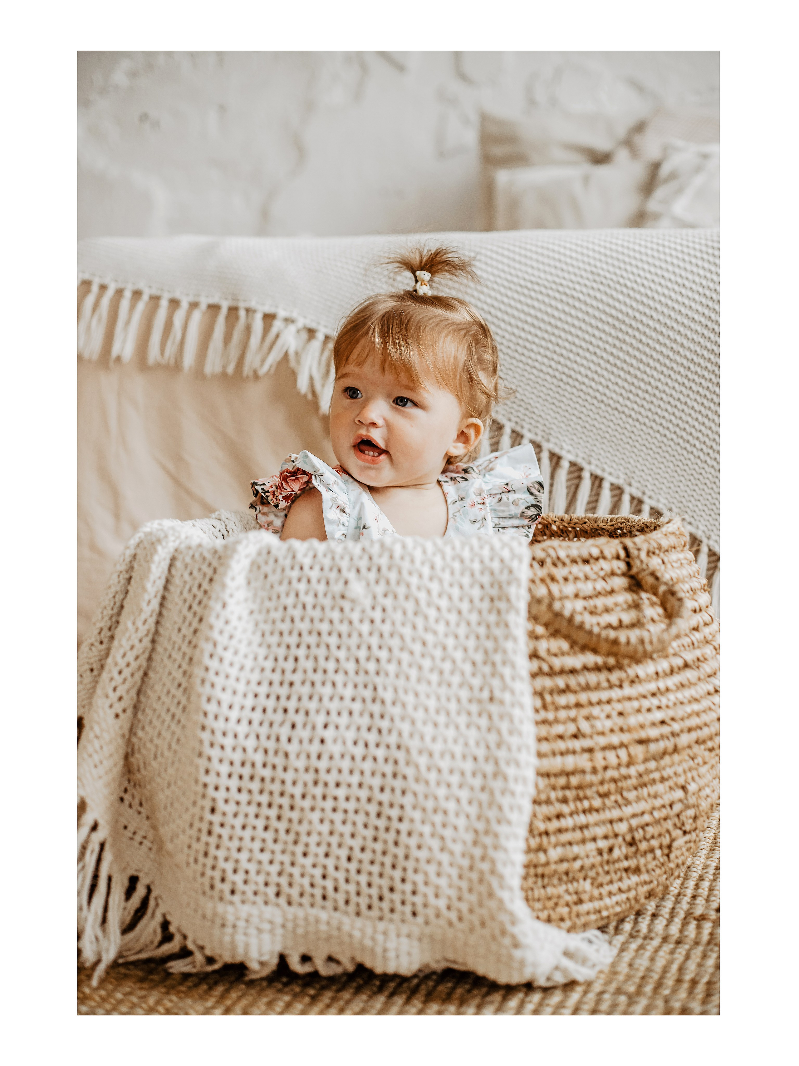 Кирочке 1 годик -Фотостудия Light room- Лайтрум -Ленина 38а. Семейный и детский фотограф в  г. Екатеринбурге Холодова Юлия