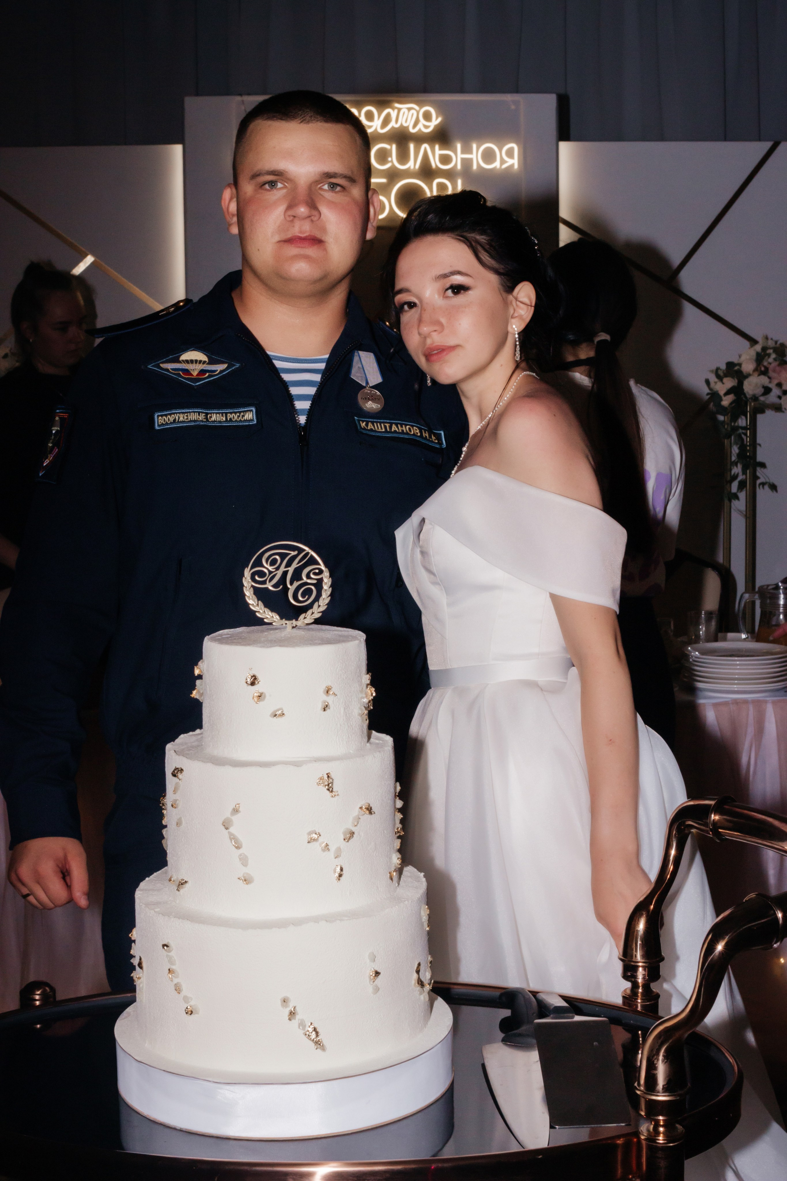 Свадебная съемка Лены и Никиты на Стрелке и в Ресторане Парус на Гребном канале. Свадебный фотограф и фотограф Love-Store в Нижнем Новгороде Анастасия