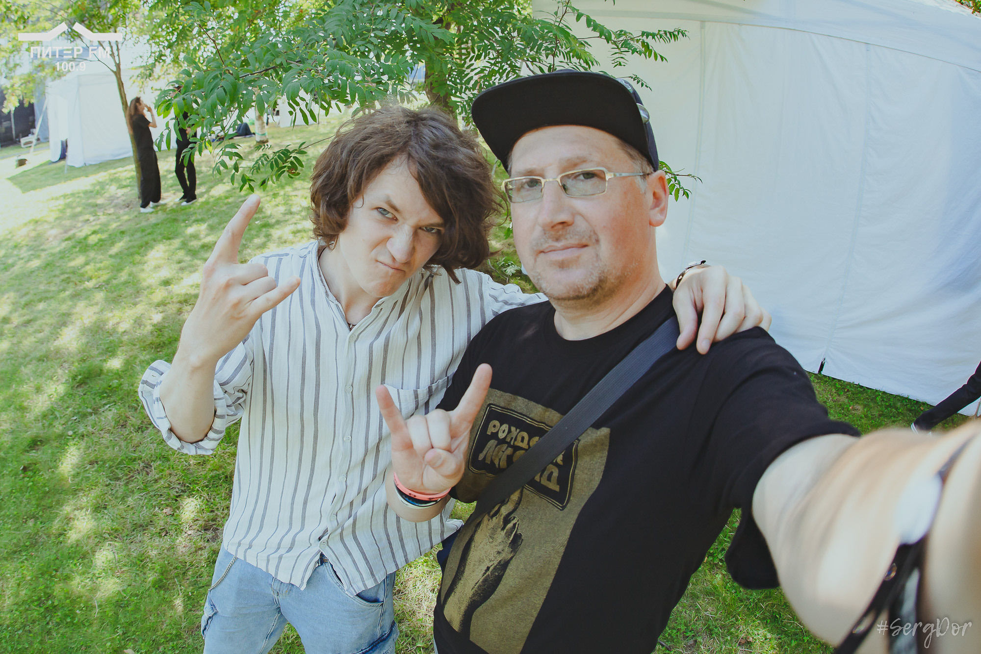 зрители, шарики, Окна открой, фестиваль, выступление, 05.08.2023, #SergDor, 5 августа 2023 года, SergDor, Питер ФМ