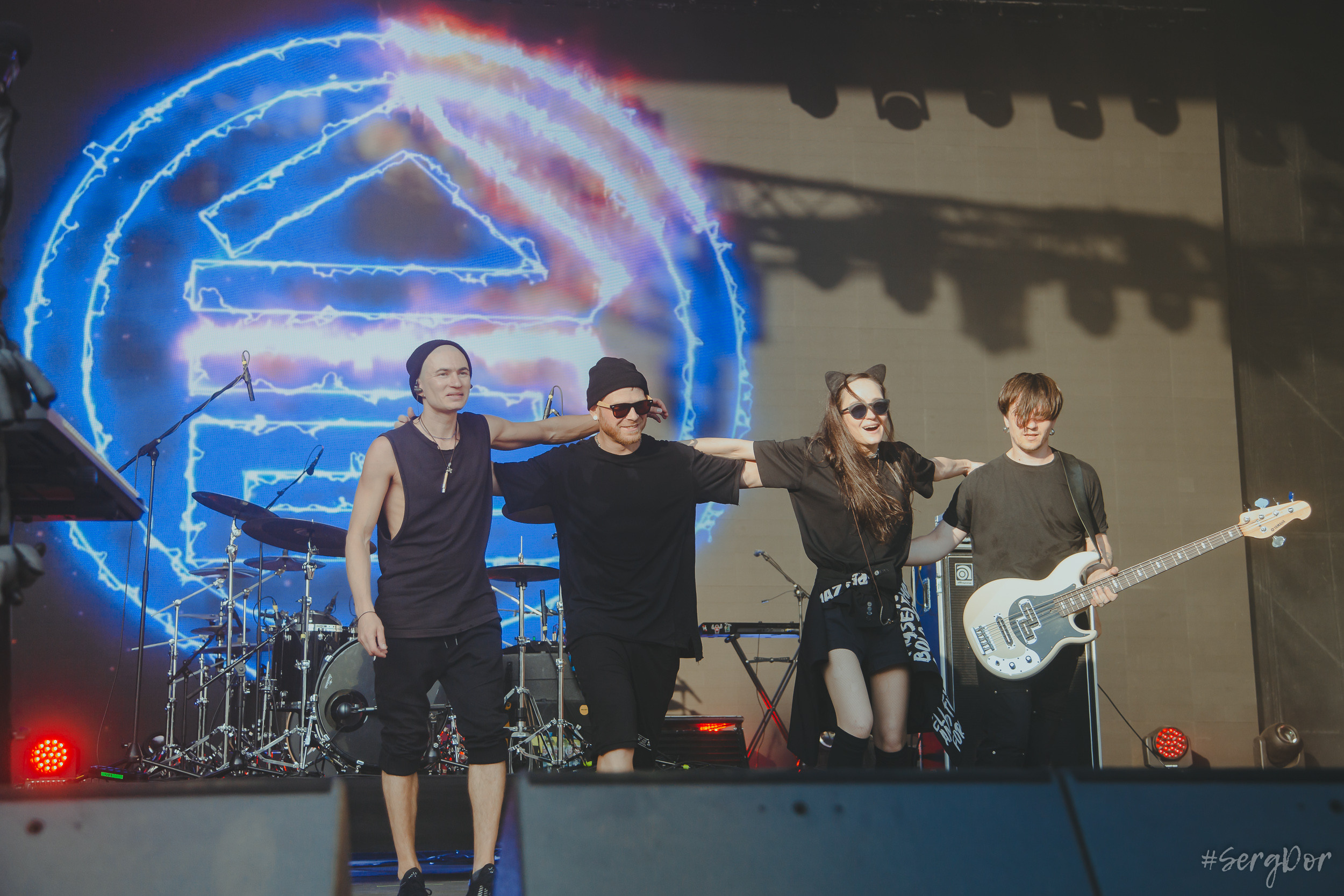 Дайте два, Д2, KKinchevFest, Севкабель, Кинчев Фест, 09.09.2023, SergDor, 9 сентября 2023 года, #SergDor, фестиваль, фотографии, фотоотчёт, Люся Махова, Тёща, Людмила Махова