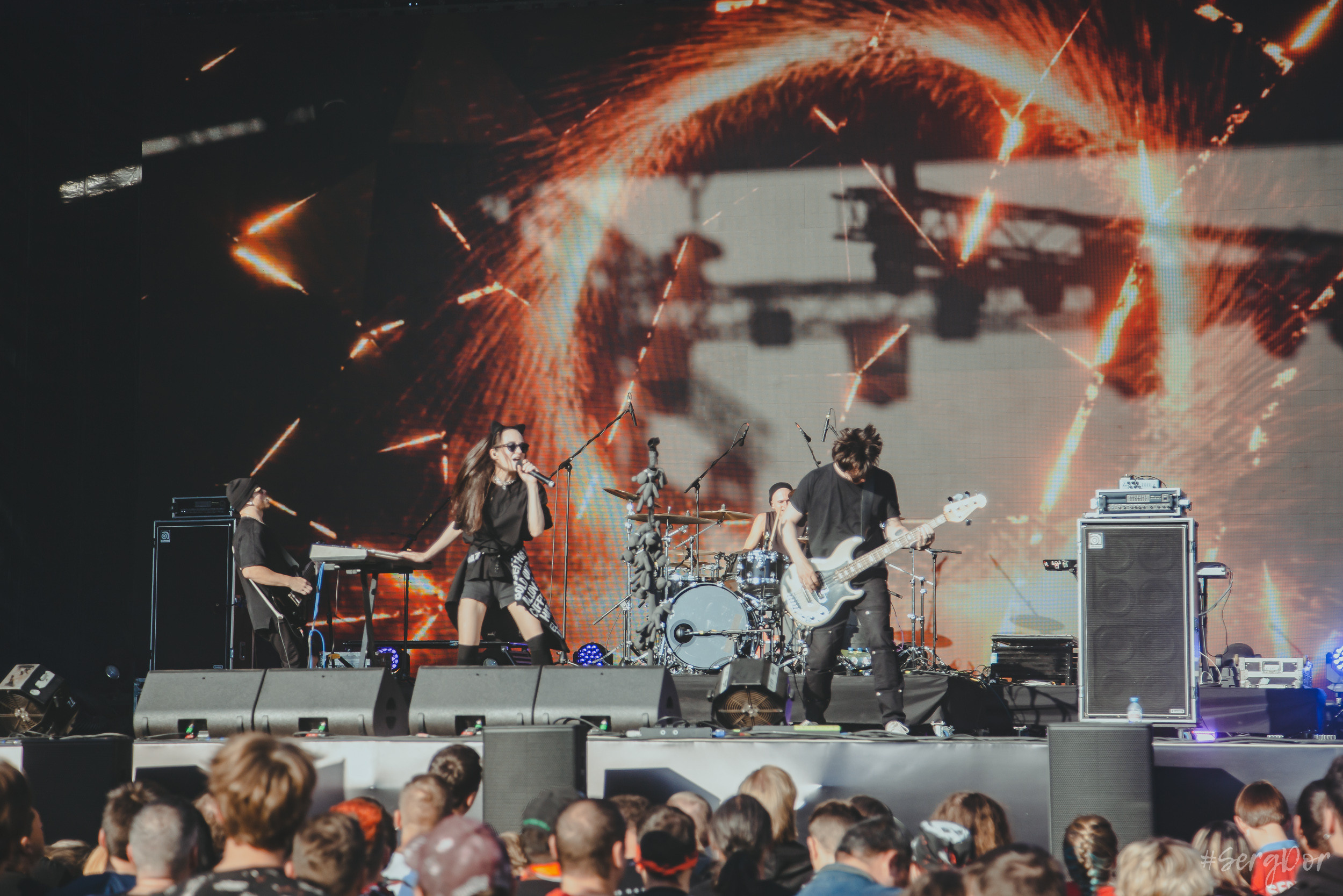 Дайте два, Д2, KKinchevFest, Севкабель, Кинчев Фест, 09.09.2023, SergDor, 9 сентября 2023 года, #SergDor, фестиваль, фотографии, фотоотчёт, Люся Махова, Тёща, Людмила Махова