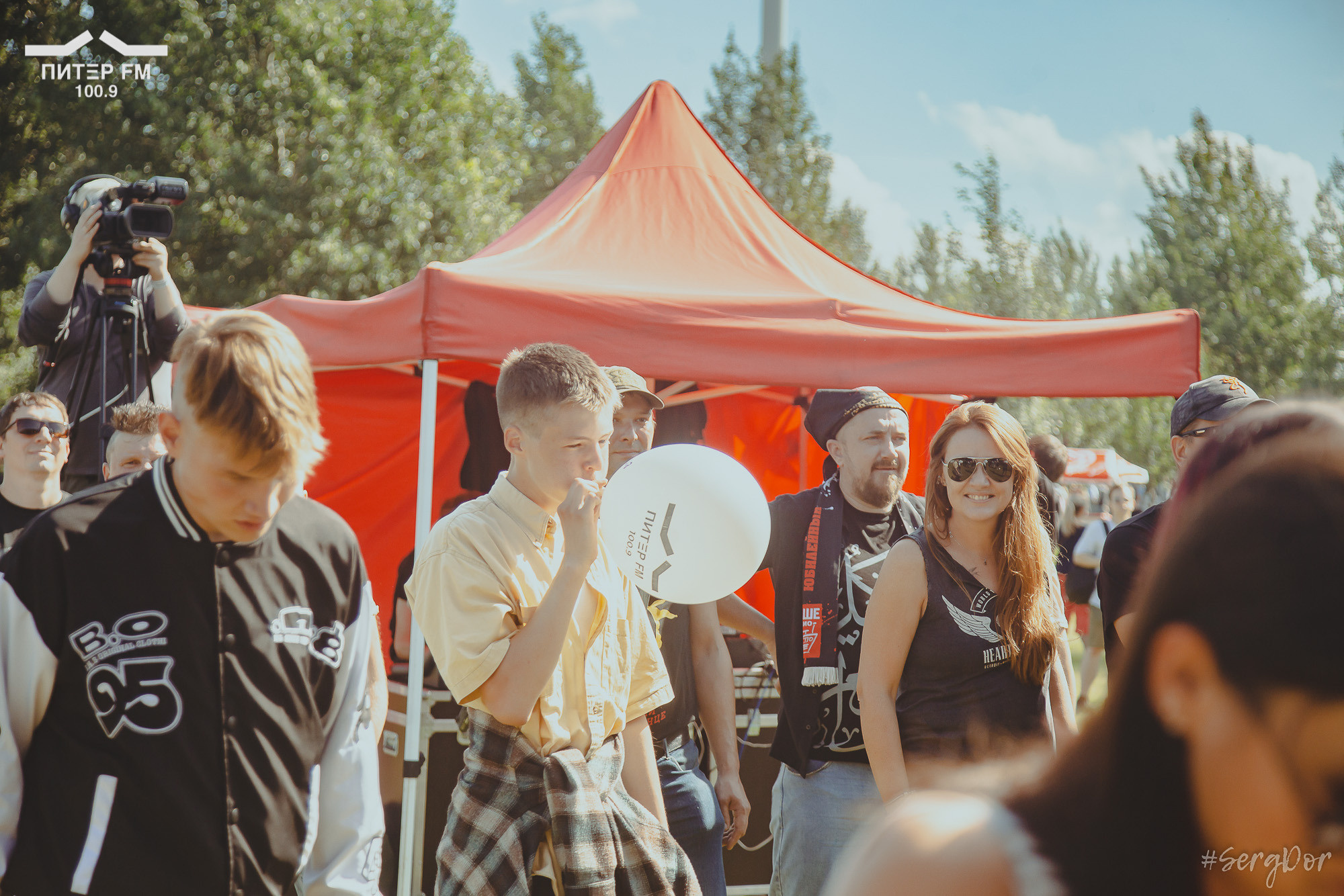зрители, Окна открой, фестиваль, выступление, 05.08.2023, #SergDor, 5 августа 2023 года, SergDor, Питер ФМ