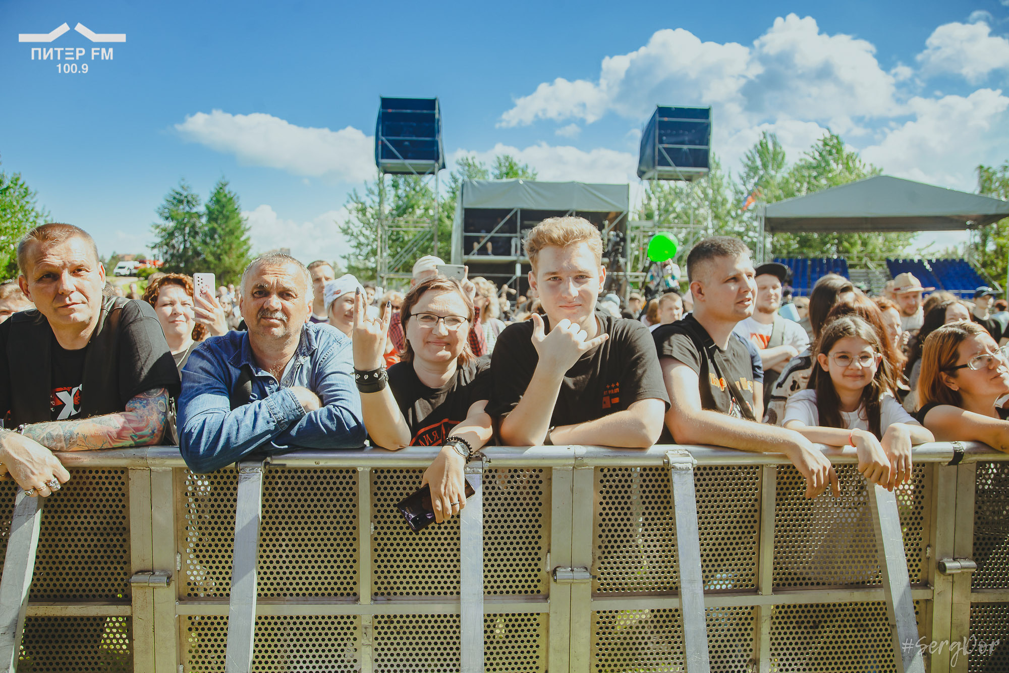 зрители, Окна открой, фестиваль, выступление, 05.08.2023, #SergDor, 5 августа 2023 года, SergDor, Питер ФМ