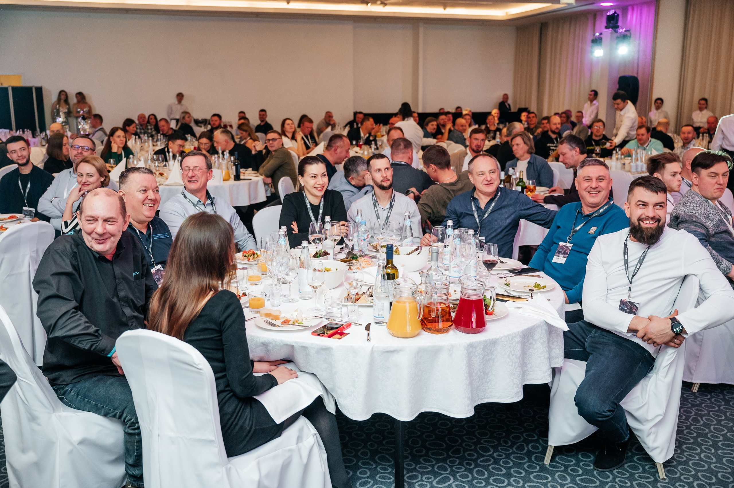 Конференция дилеров. Фотограф Дмитрий Сермяжко