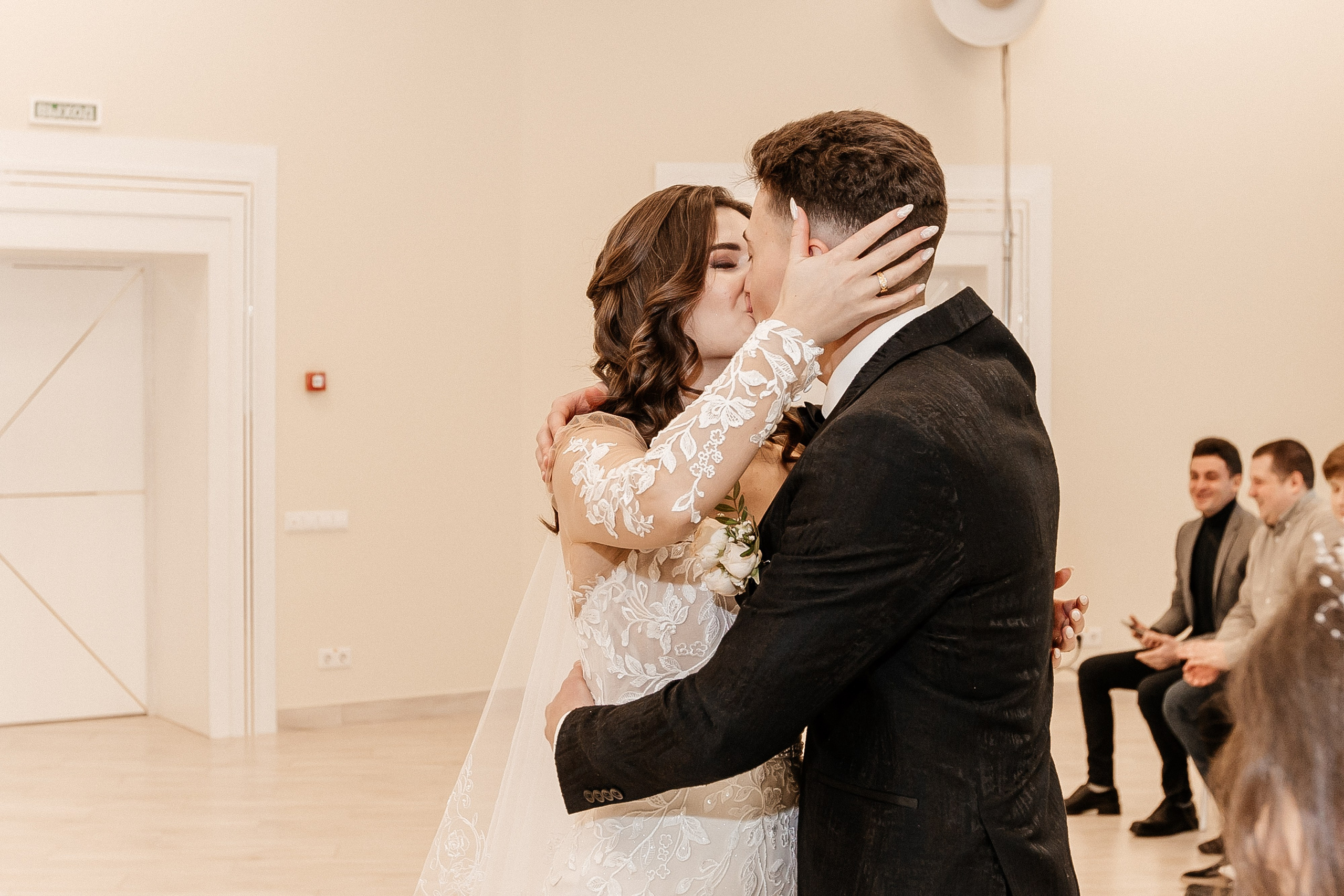 Алик и Ева 2024. Свадебный и портретный фотограф Алина Иванова. Екатеринбург-Москва