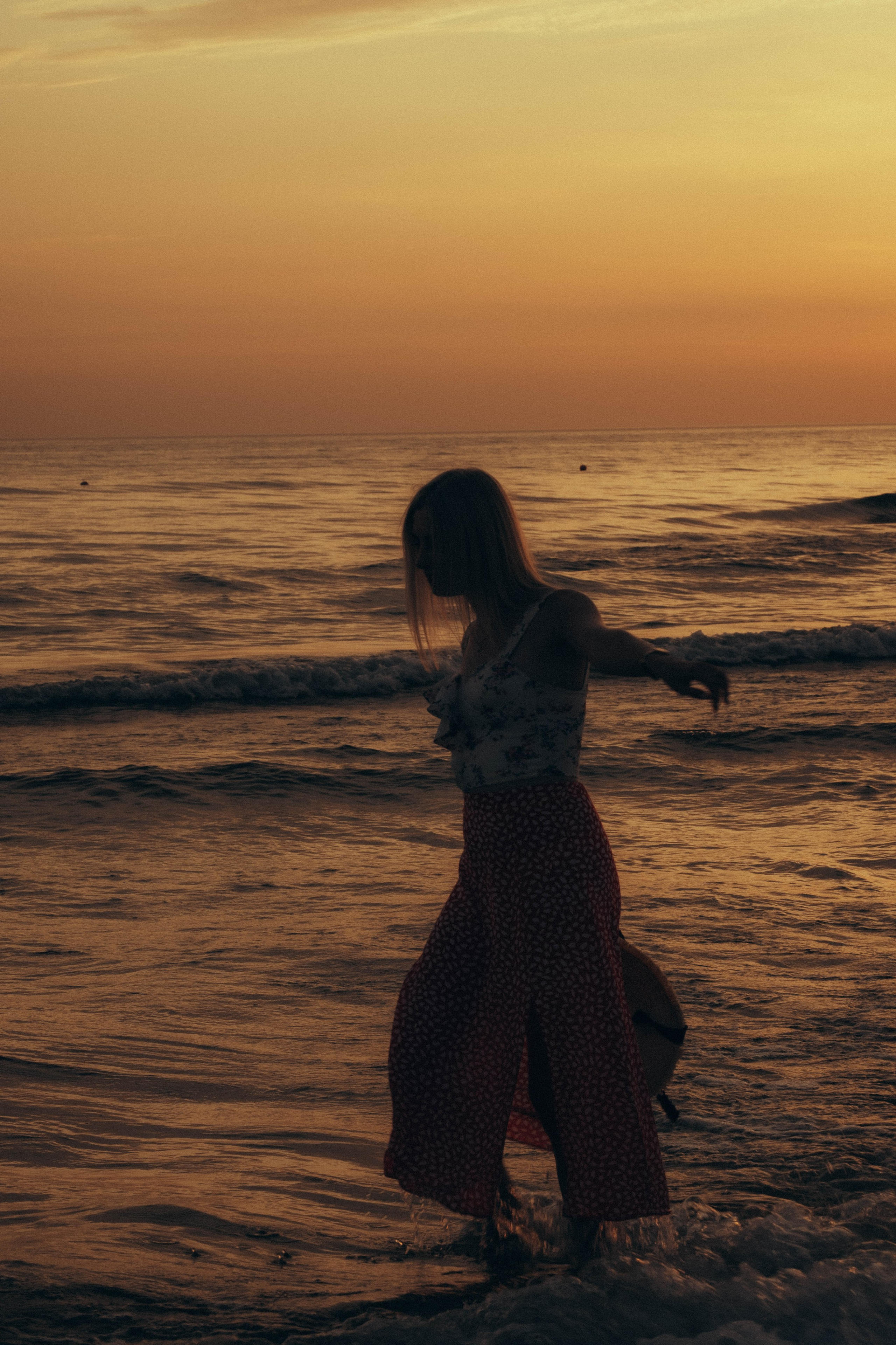 Июльский вечер на берегу черного моря. Профессиональный фотограф, Санкт-Петербург — Виктория Богомолова