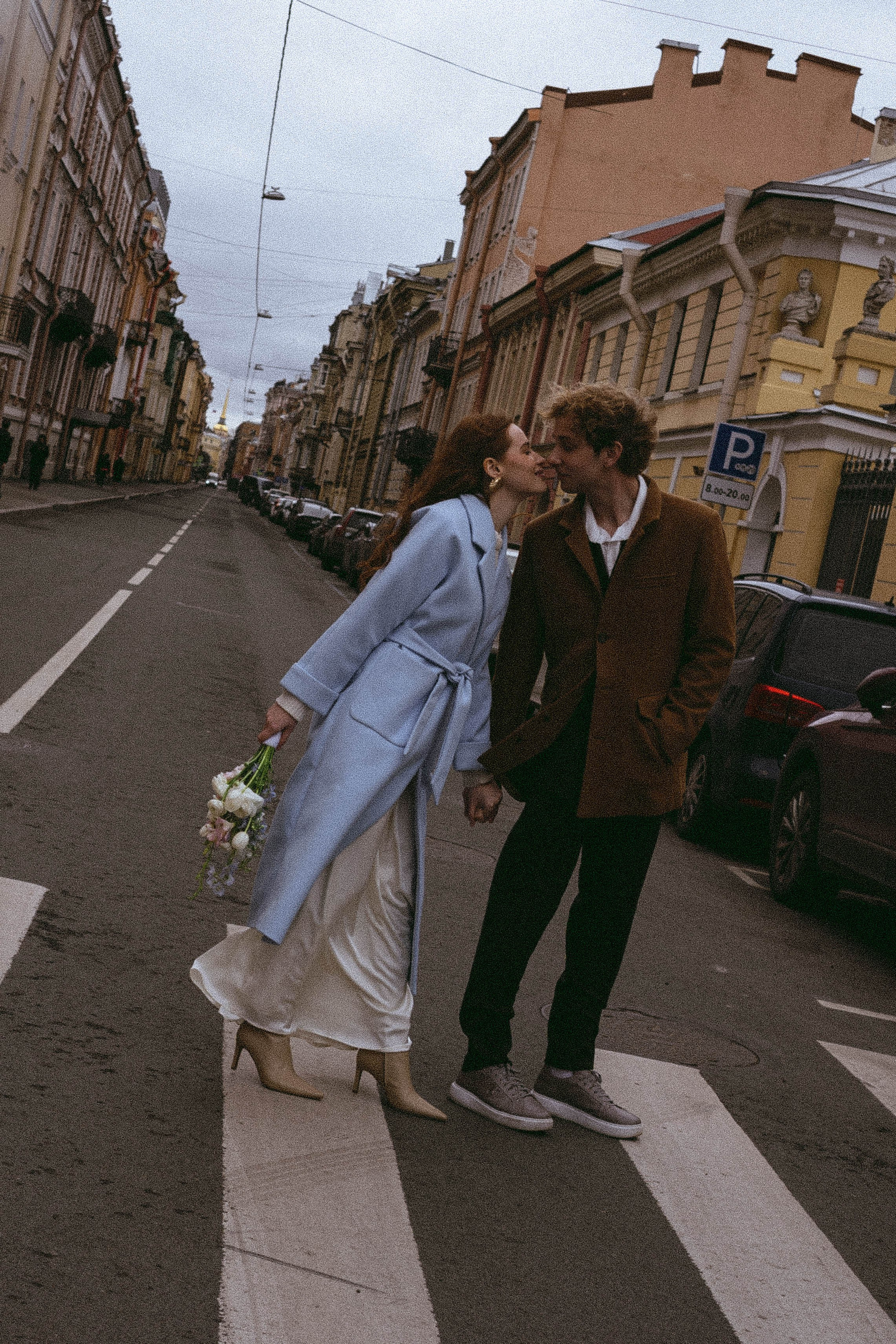 СВАДЕБНАЯ ПРОГУЛКА ПО ПЕТРОГРАДКЕ ВЕСНОЙ (ФОТОСЕССИИЯ ПАРЫ СВАДЕБНАЯ). Профессиональный фотограф, Санкт-Петербург — Виктория Богомолова