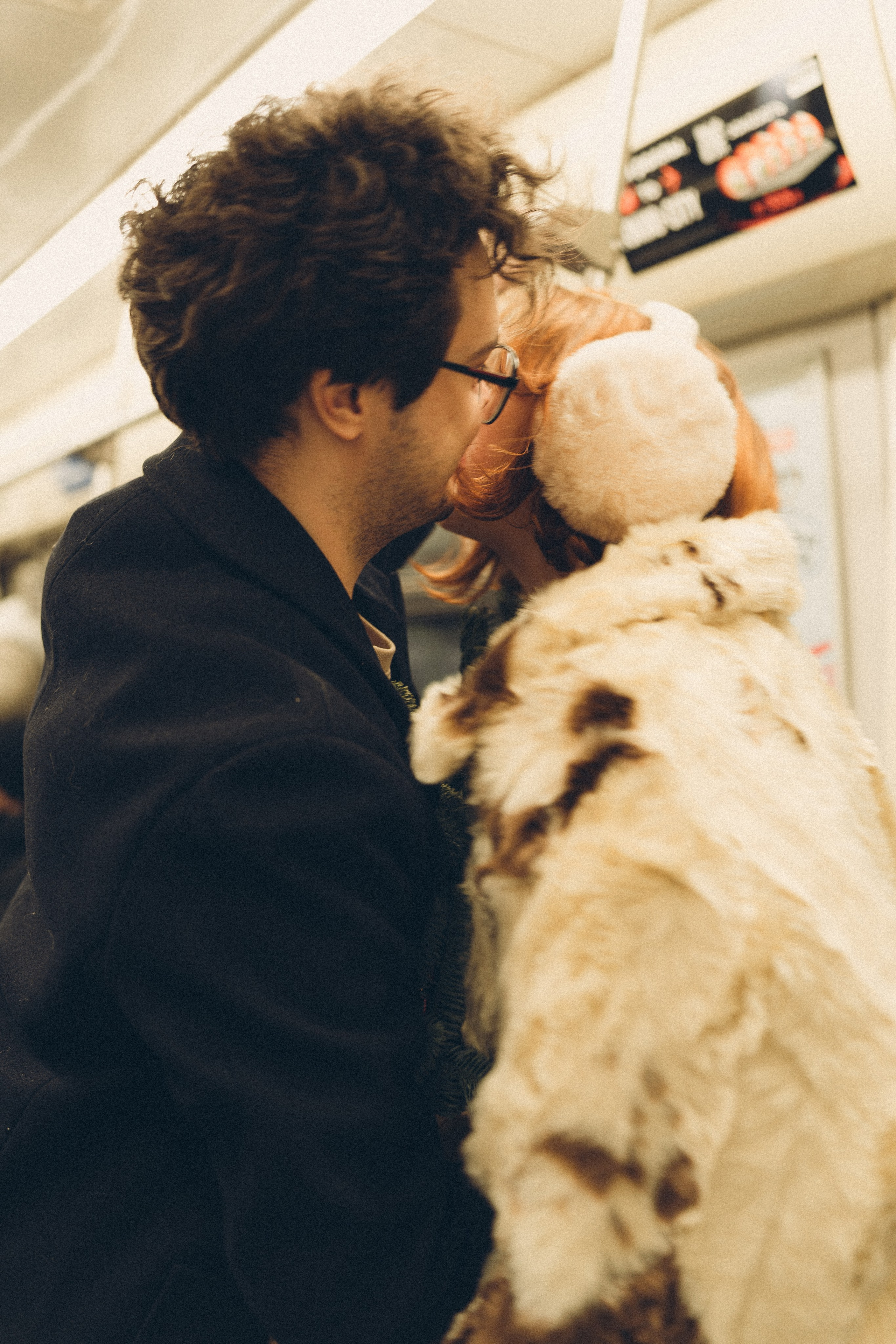 НОВОГОДНЯЯ ФОТОСЕСИИЯ ПАРЫ В МЕТРО ЛЮБОВЬ. Профессиональный фотограф, Санкт-Петербург — Виктория Богомолова
