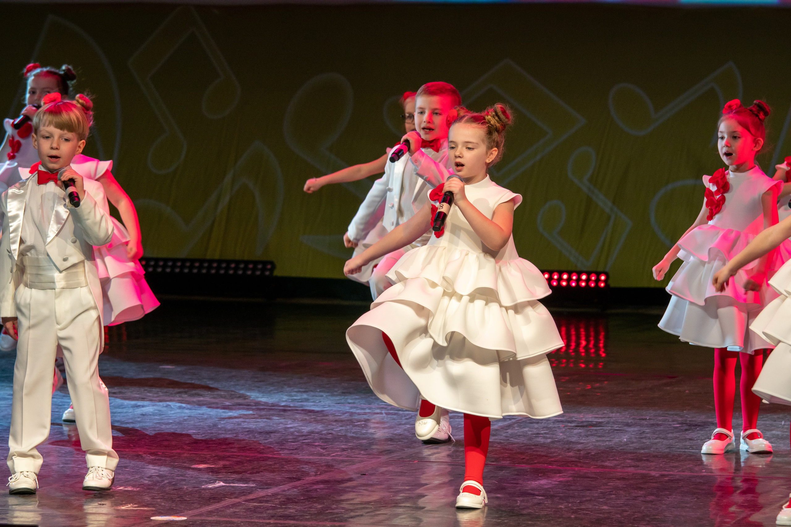 Съёмка концерта для Домисольки, большой концертный зал Космос. «Студия DRONAVT`s» — видеосъёмка и фотография г. Москва