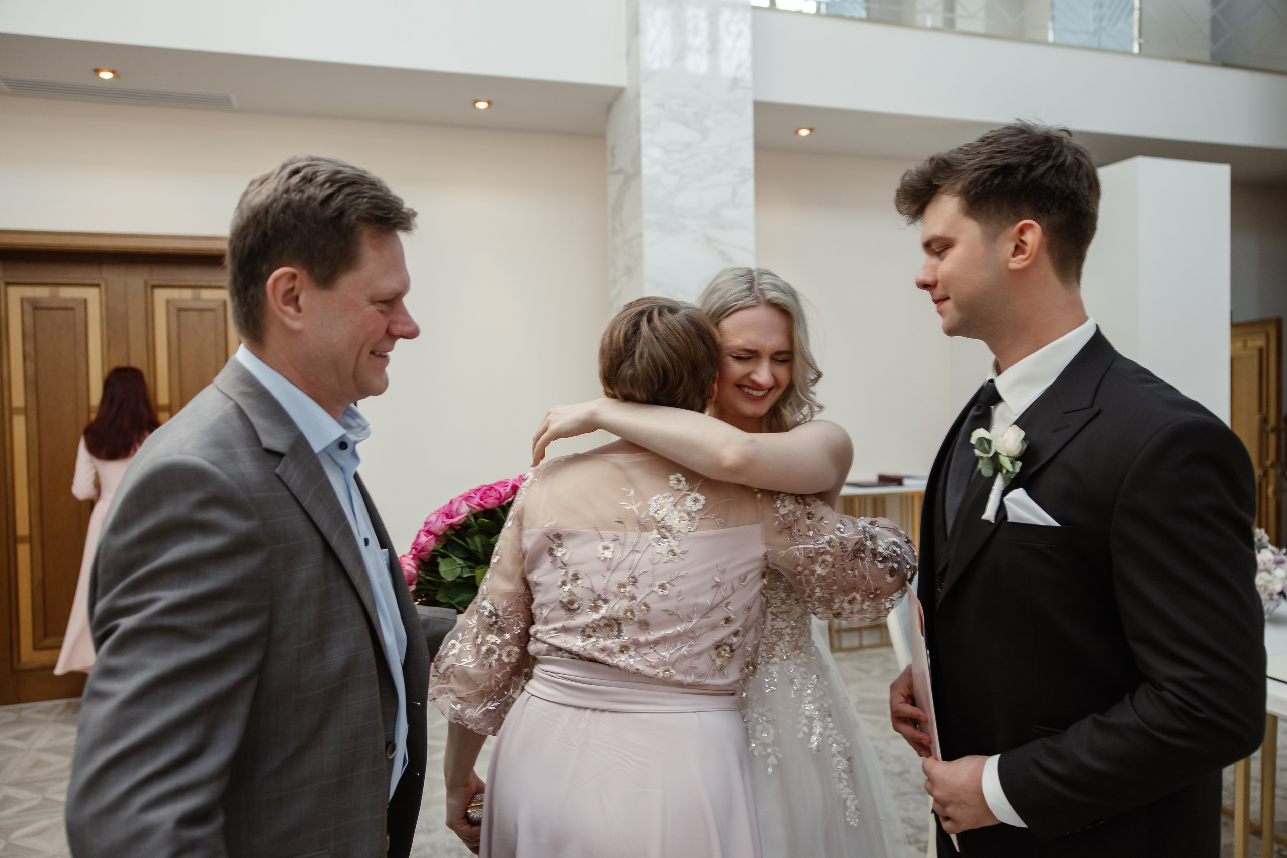 Фото + Видео. Фотограф, видеограф на свадьбу в Москве Никита Назаров