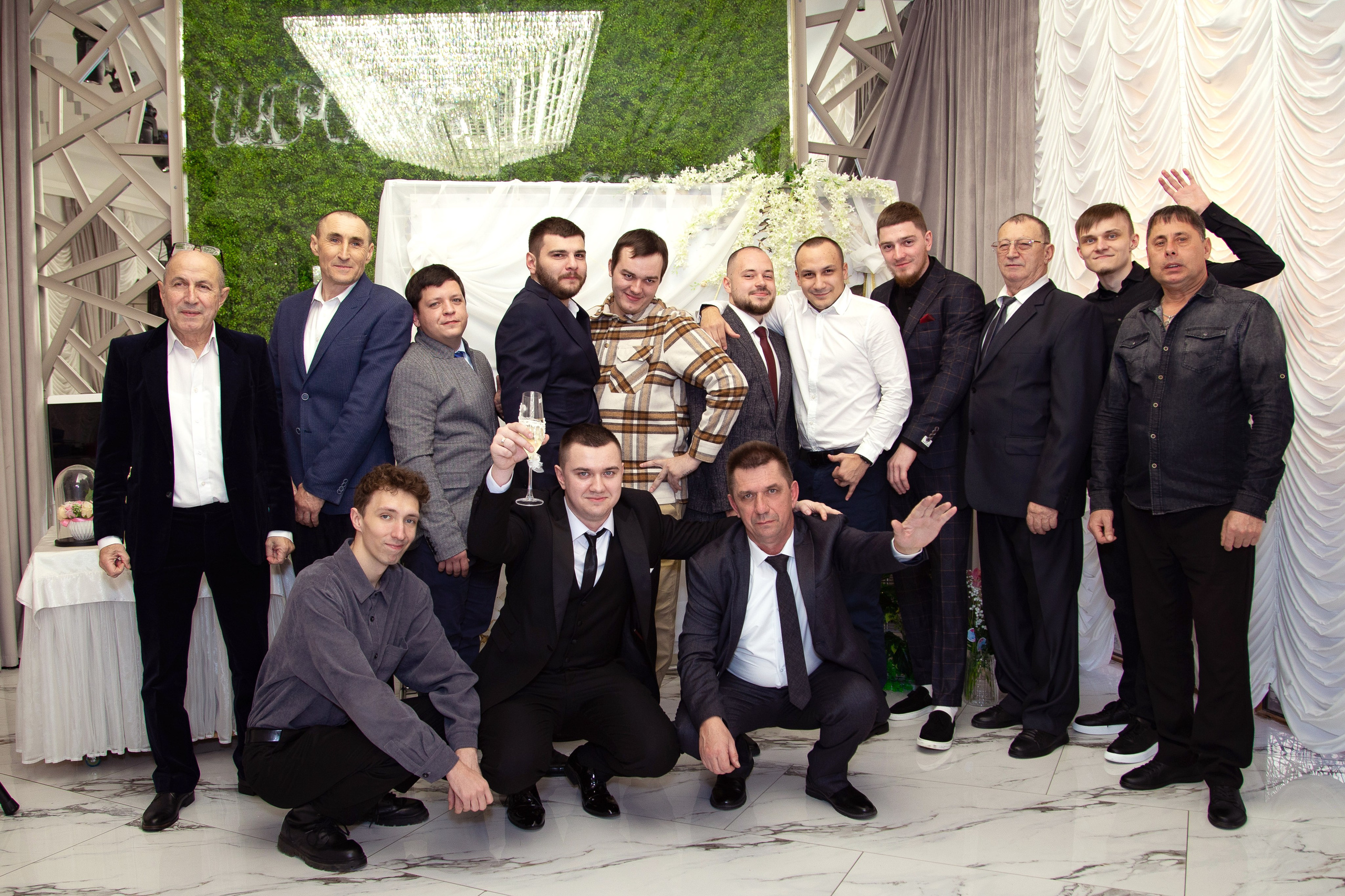 Свадебные фото. Фотограф Краснодара, фотограф в парке Галецкого.репортажный фотограф. детский фотограф, свадебный фотограф. профессиональный фотограф