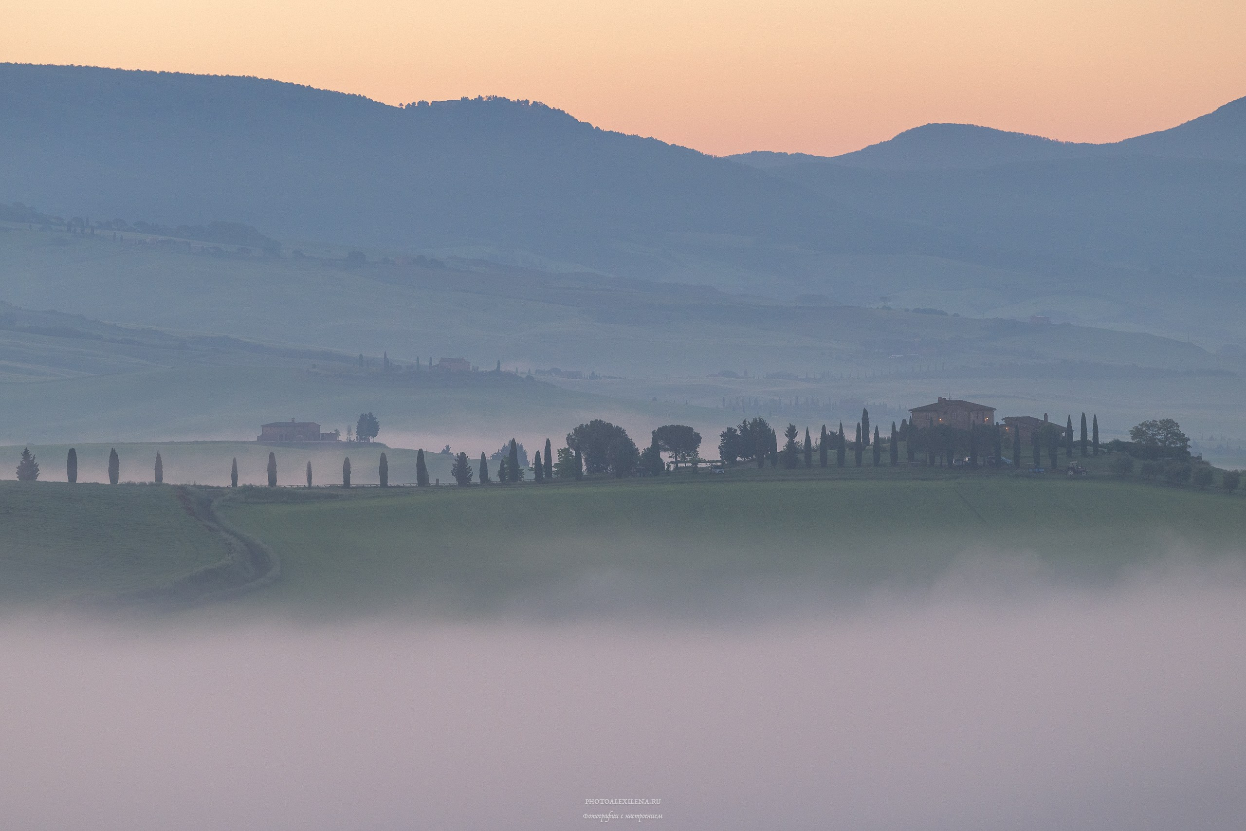 Волшебное утро в Тоскане. Авторские стильные фотокартины