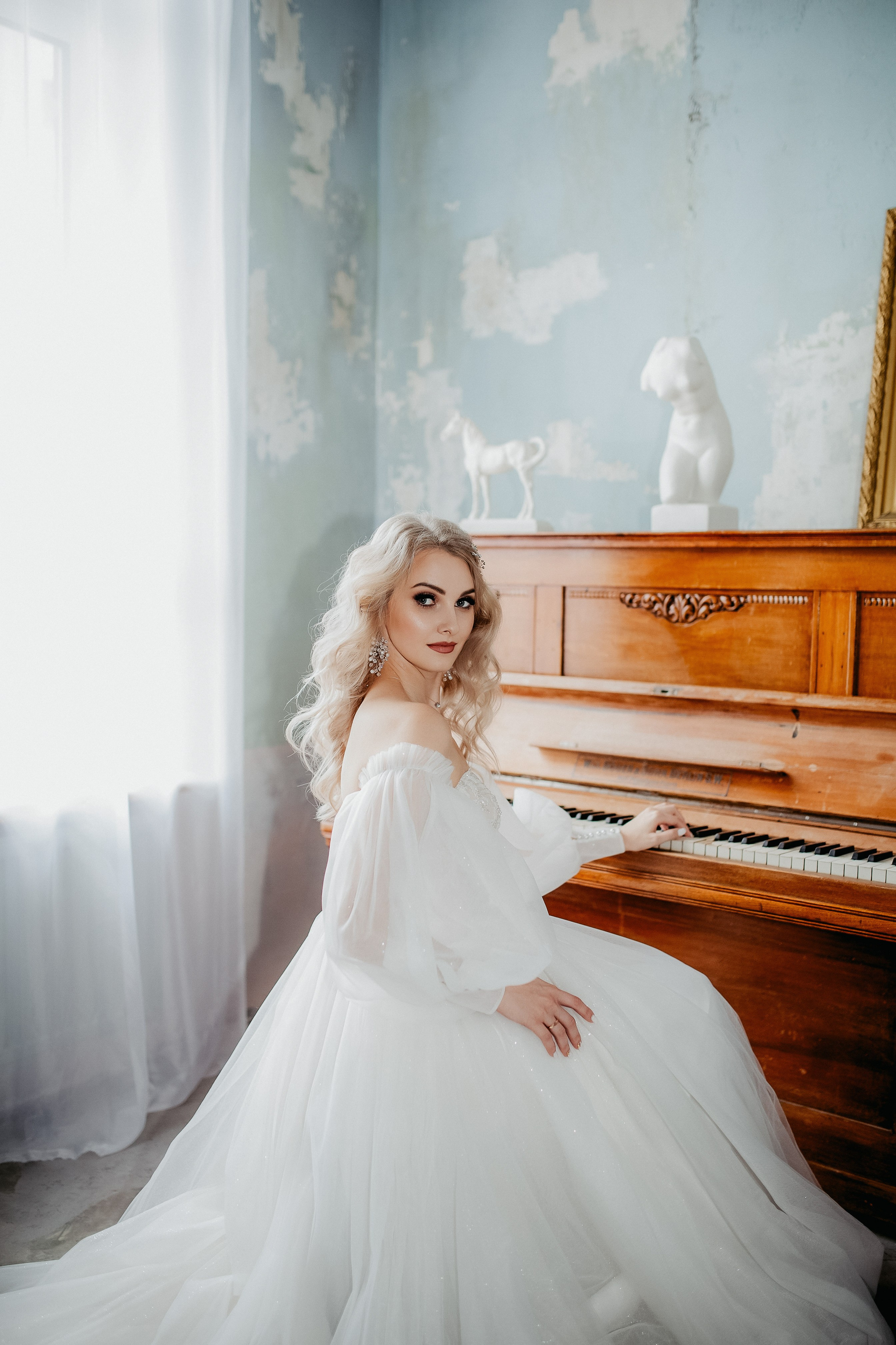 Роман & Юлия | студия и прогулка. Универсальный фотограф и видеограф в Самаре