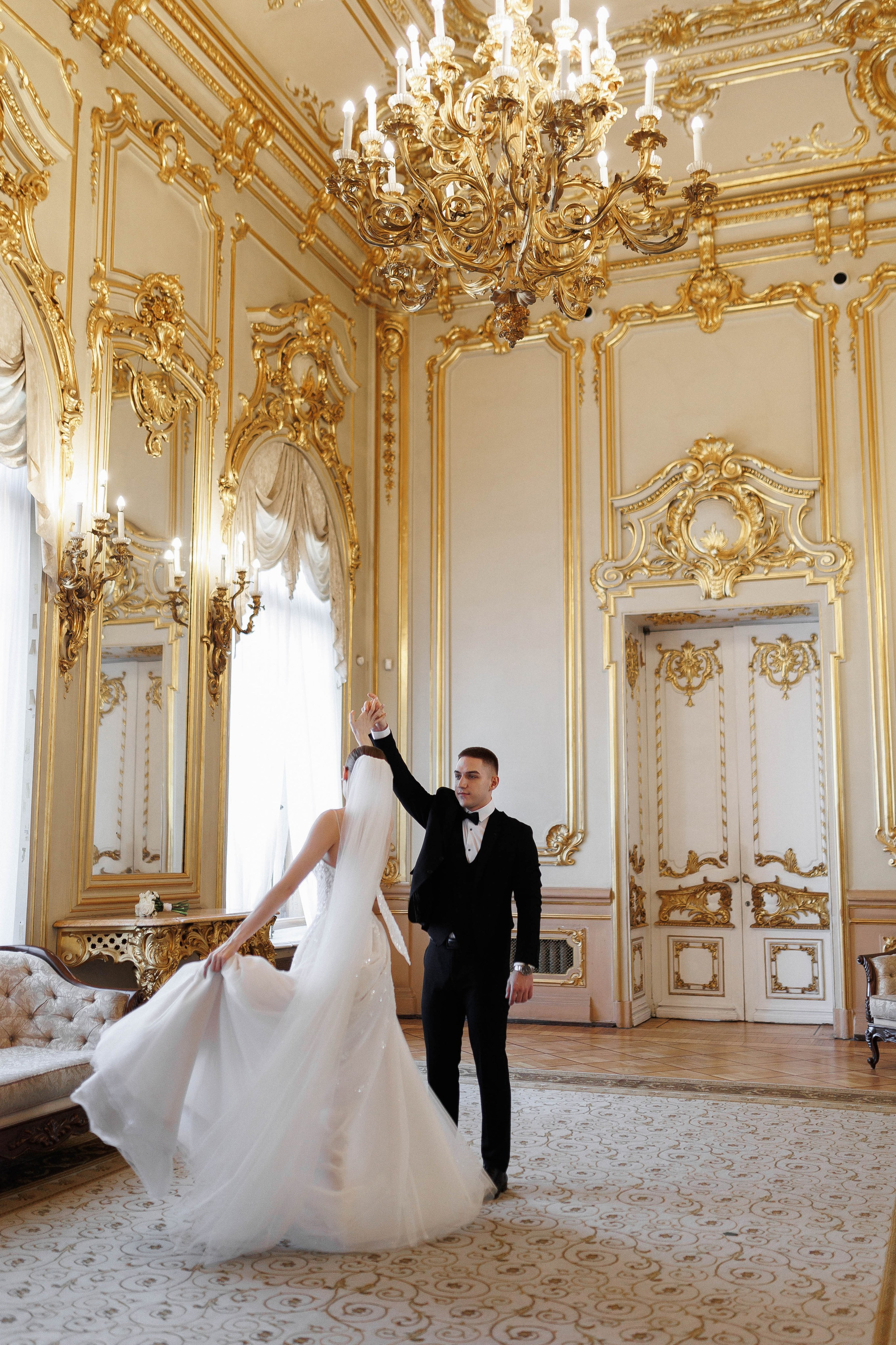 ···. Свадебный фотограф в Санкт-Петербурге Александра Чукавина