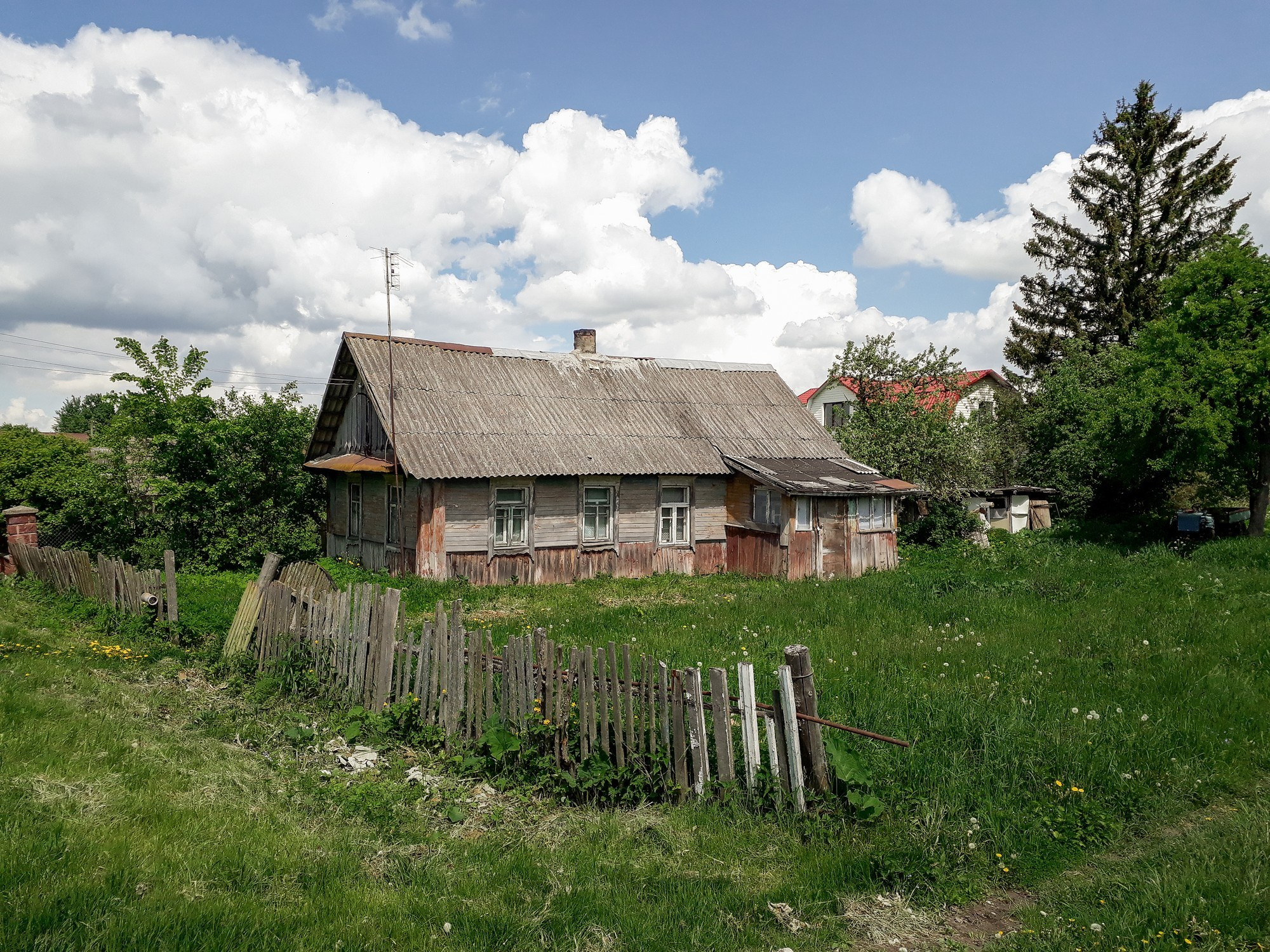 Home.land. Künstler Verstecktoff