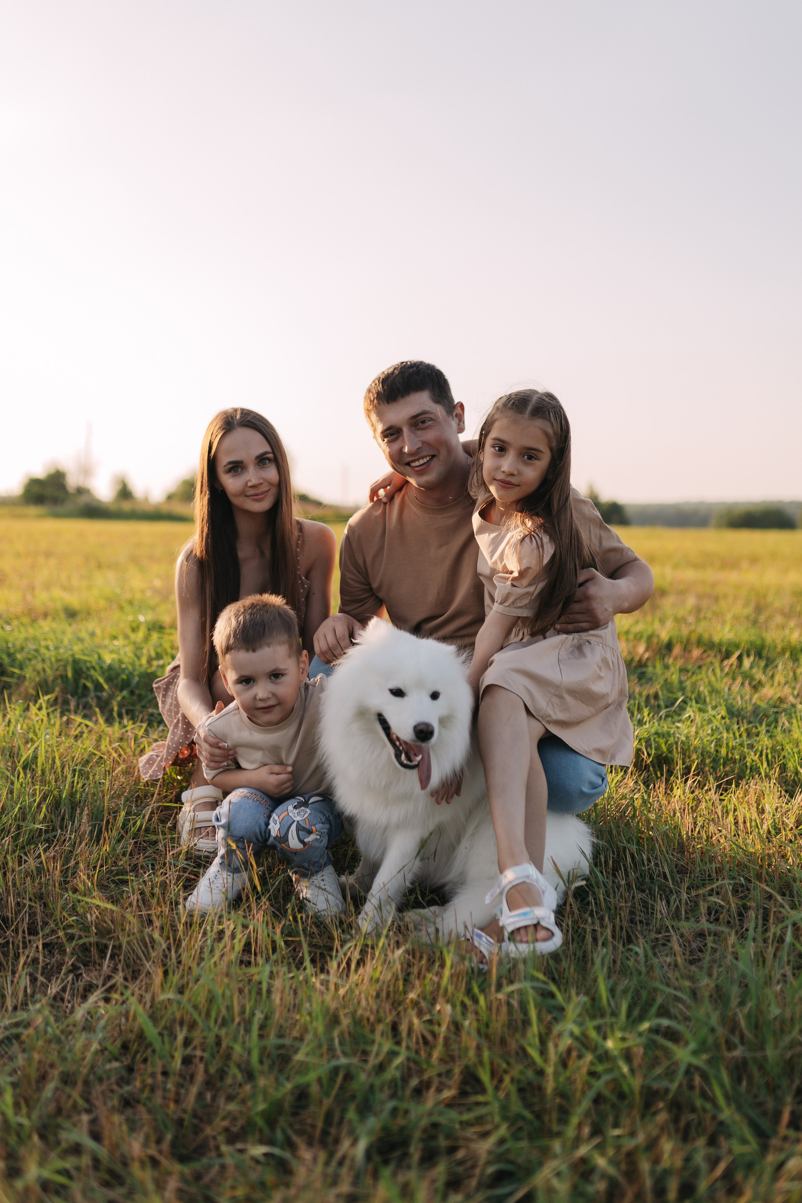 Летний вечер в поле. Семейный фотограф Альбина Крутелева, Екатеринбург, Ревда