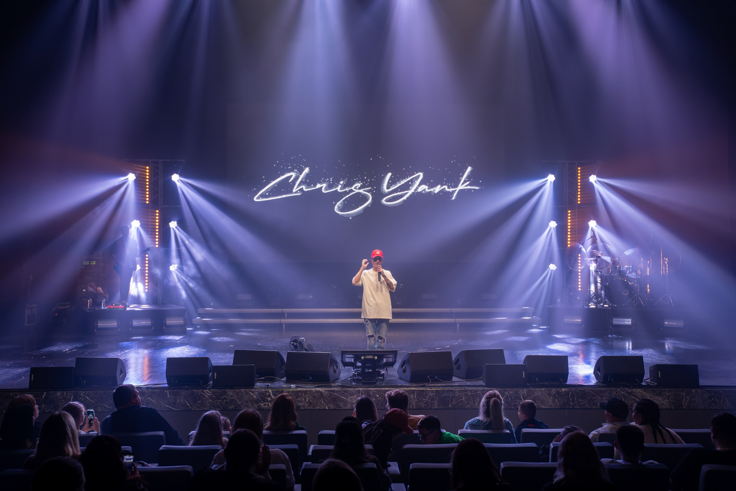 Chris Yank концерт 9 октября 2025. «Студия DRONAVT`s» — видеосъёмка и фотография г. Москва